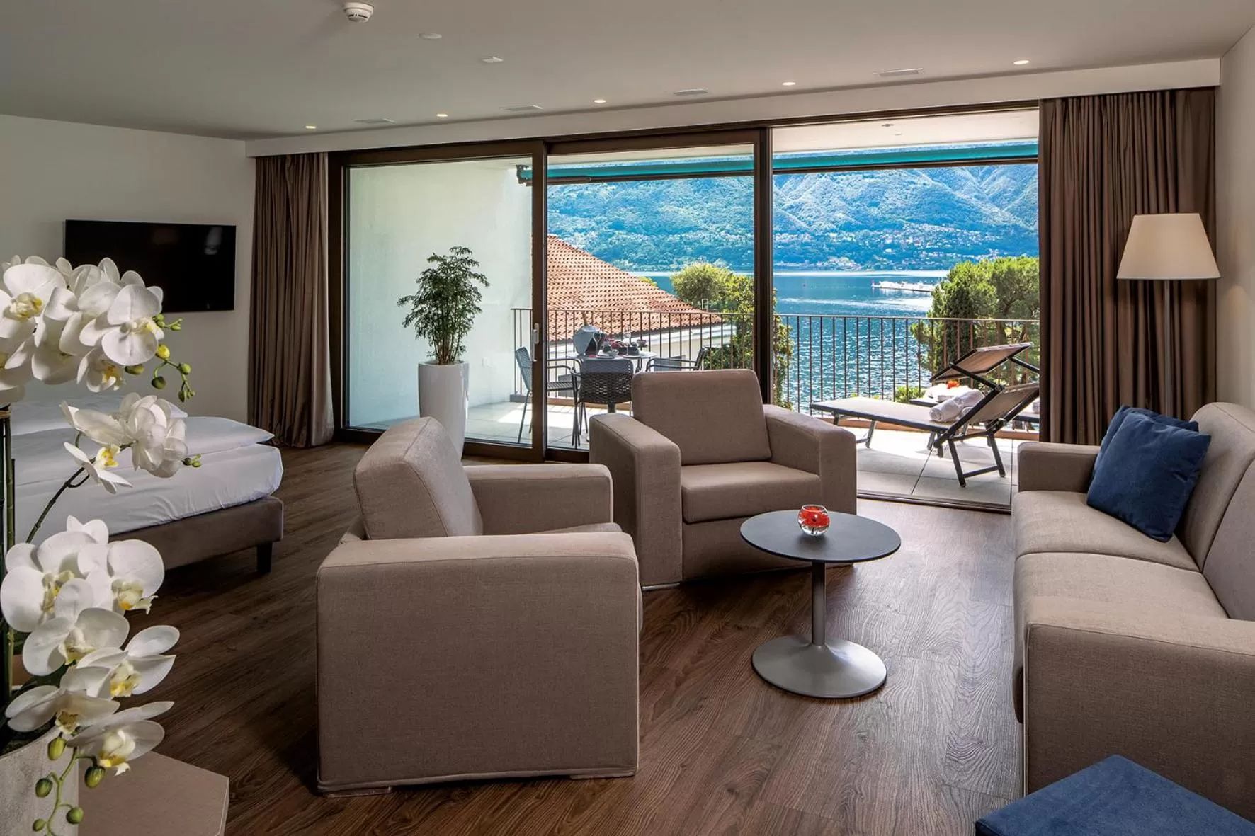 Family Junior Suite with Lake View - Second Floor in Hotel Lago Maggiore - Welcome!
