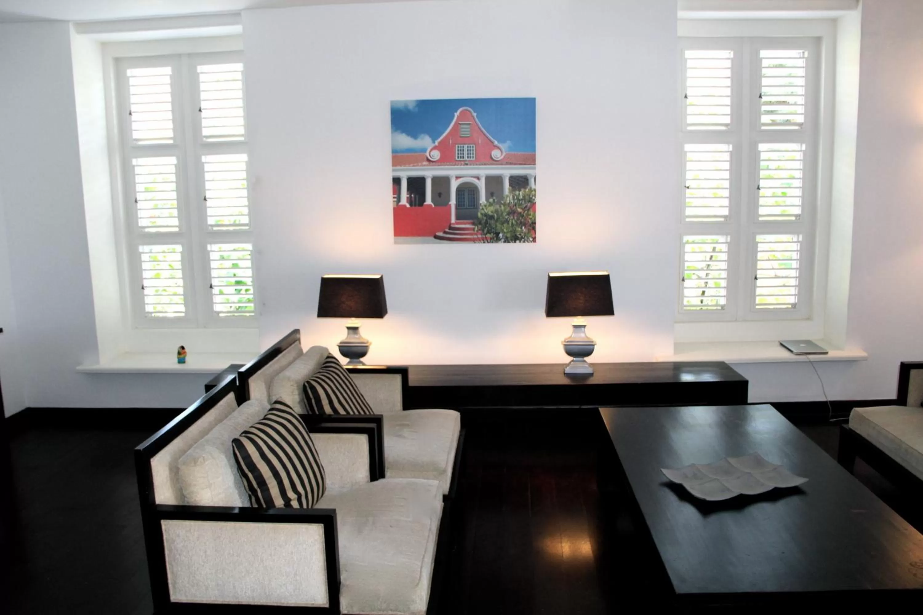 Two-Bedroom Apartment with Ocean View in Scuba Lodge & Suites