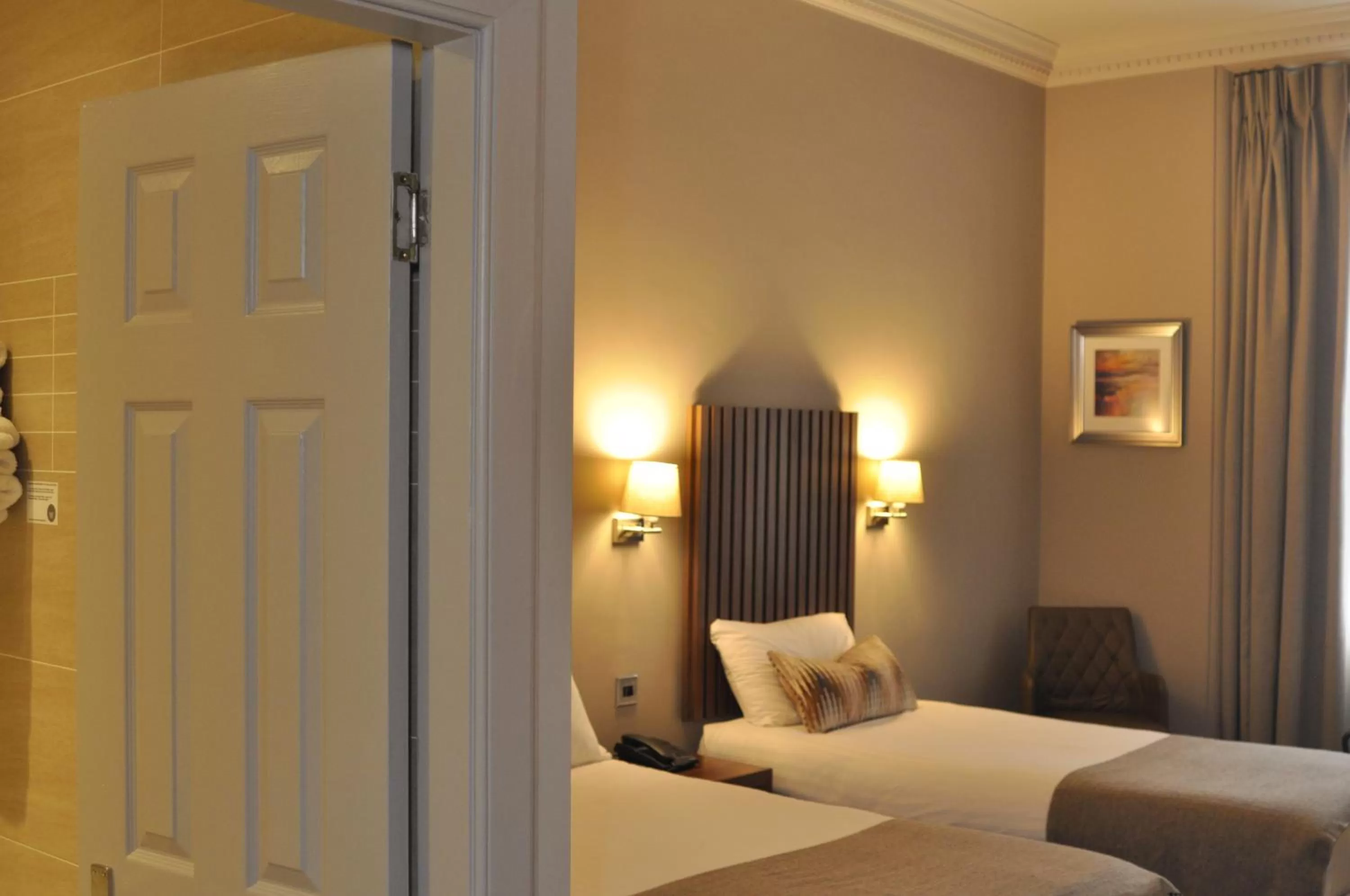 Twin Room in Frederick House Hotel