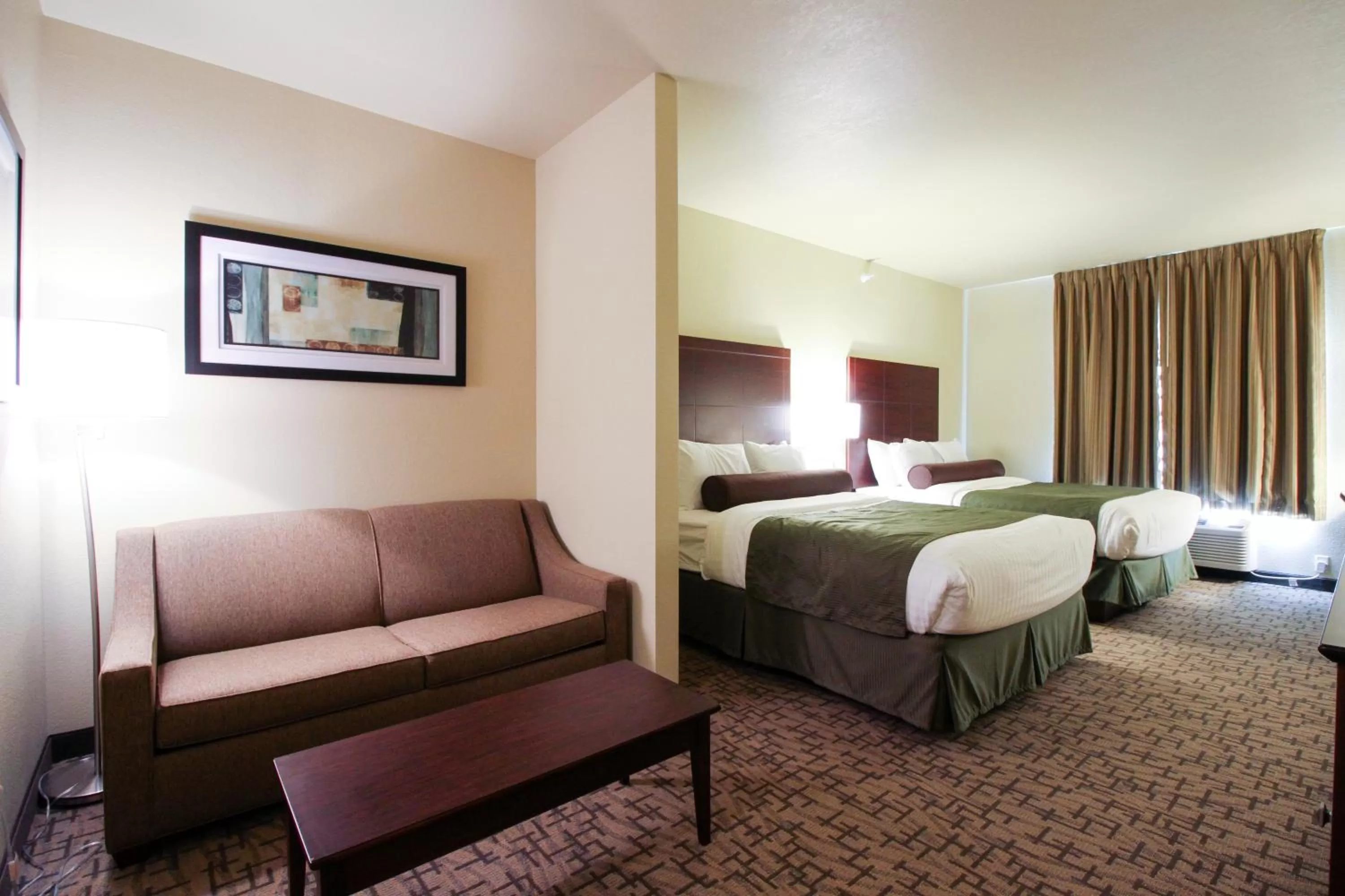 Deluxe Queen Studio  in Cobblestone Hotel & Suites - Devils Lake