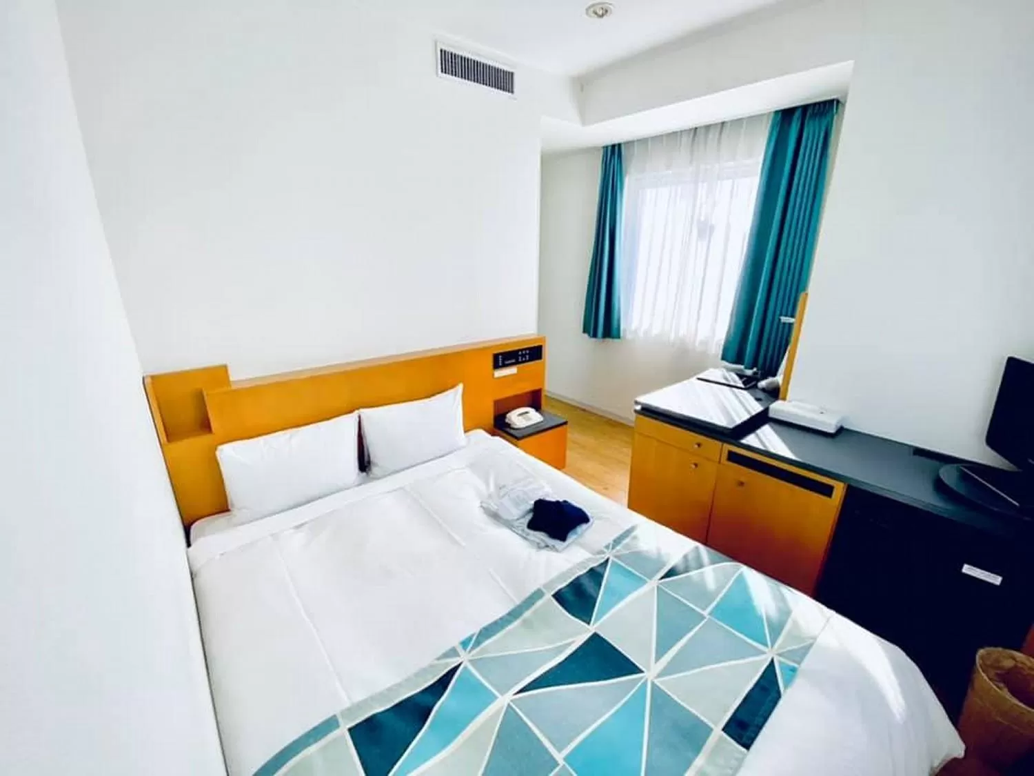 Standard Double Room - Non-Smoking in Hotel Flex