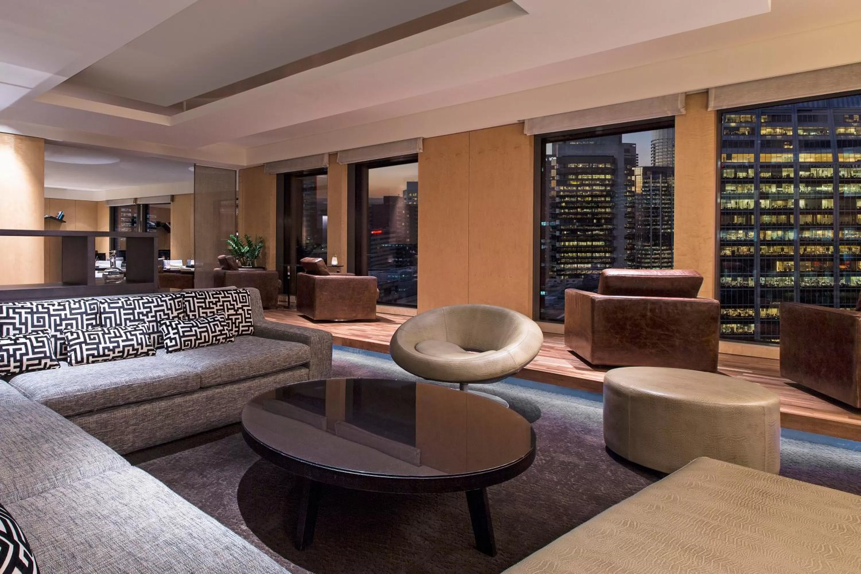 Executive Deluxe King Room - Club Access in The Fullerton Hotel Sydney