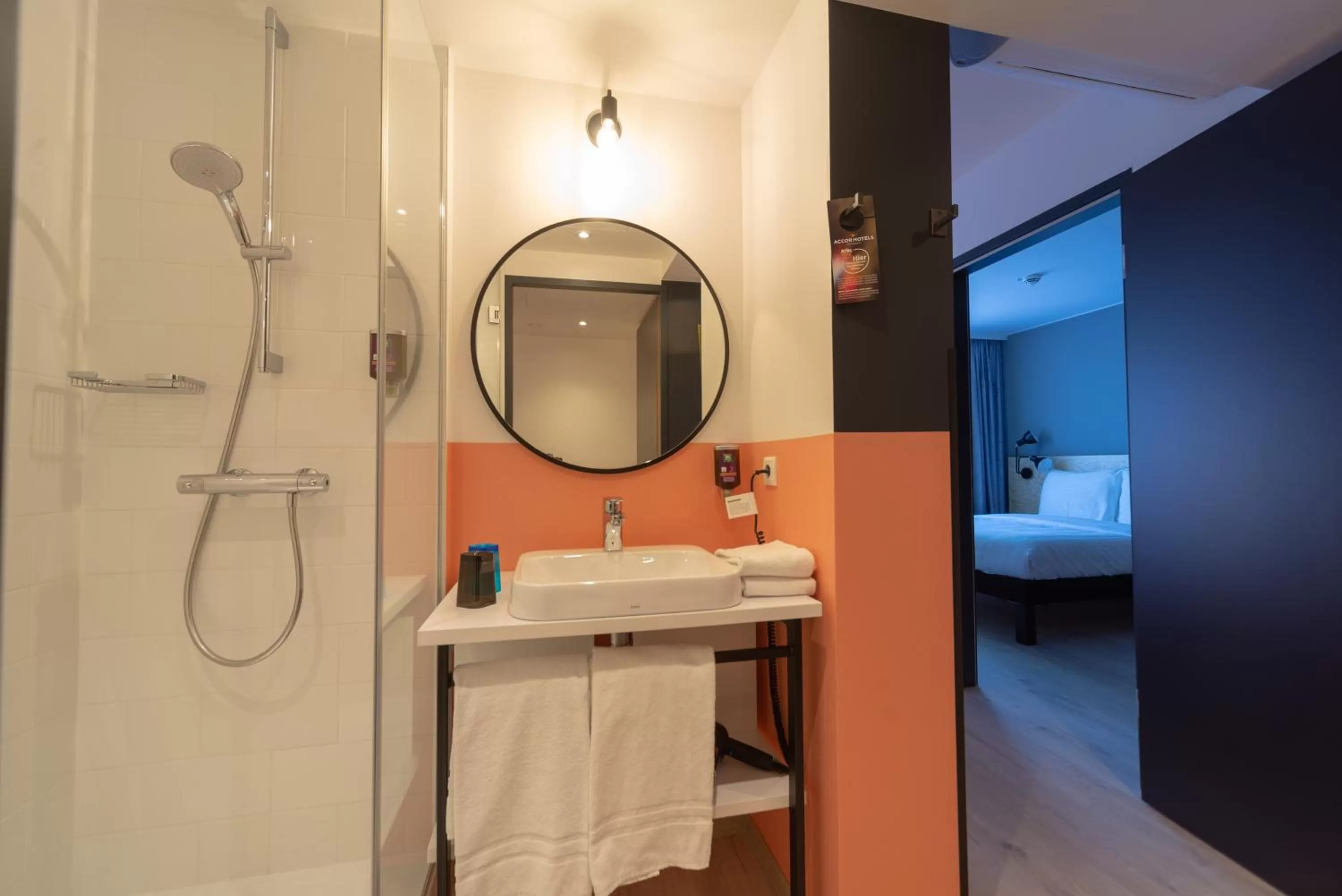 Family Suite - Two Connecting Rooms in ibis Styles Wien Messe Prater