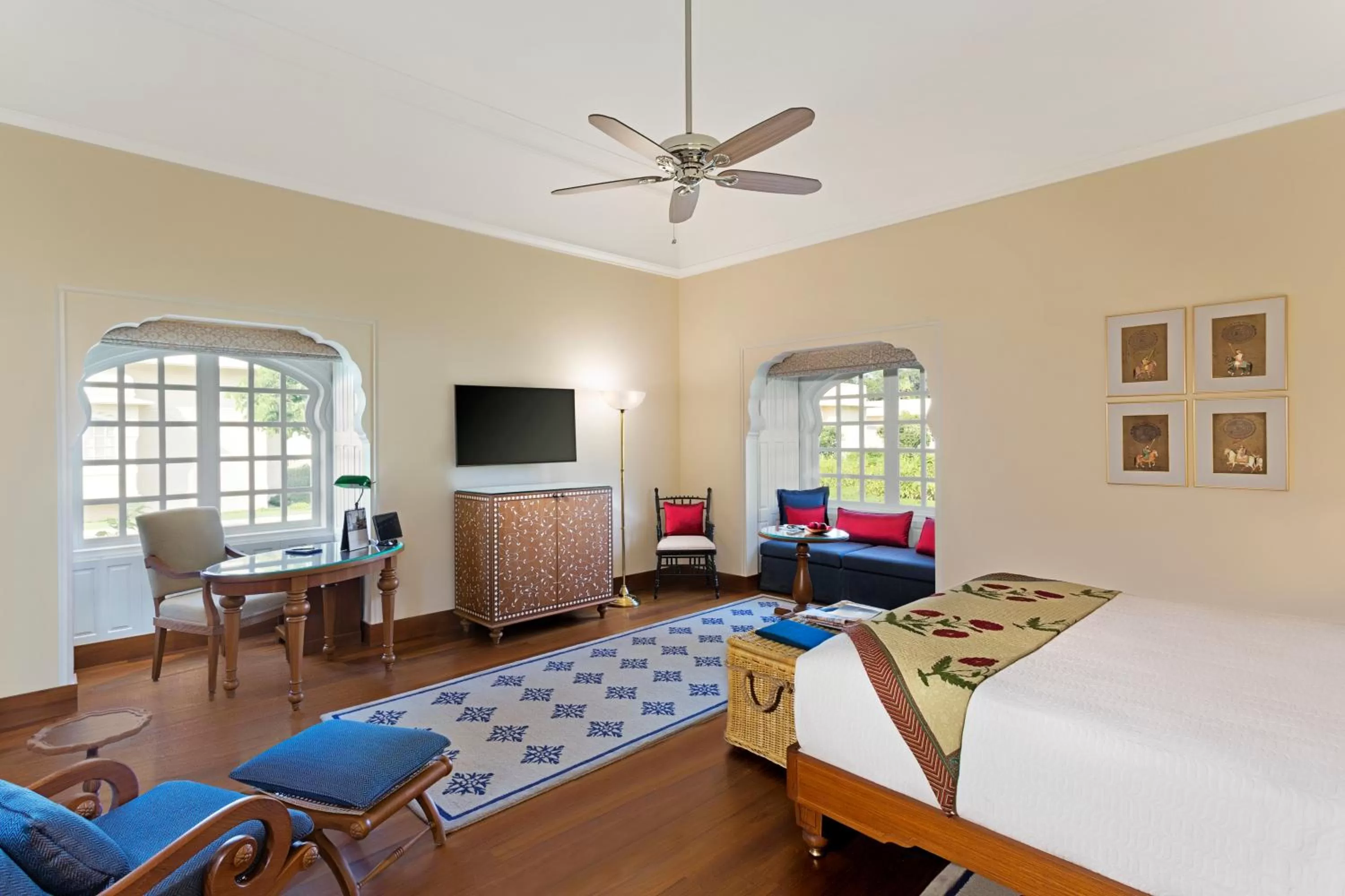 Luxury Villa with Private Pool in The Oberoi Sukhvilas Spa Resort, New Chandigarh