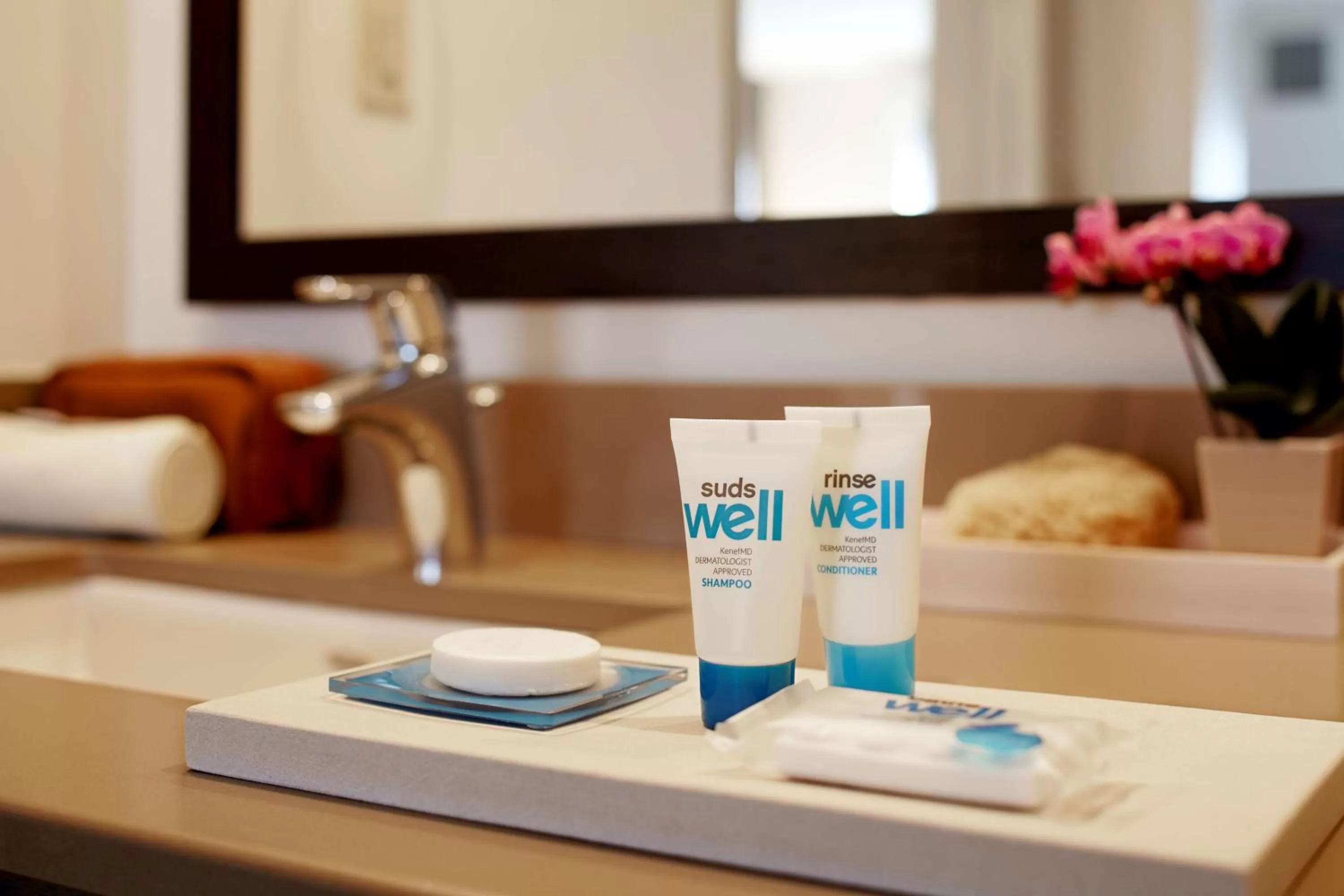 Studio Suite with Two Queen Beds, Sofa Bed and Kitchen in Hyatt House Indianapolis Fishers