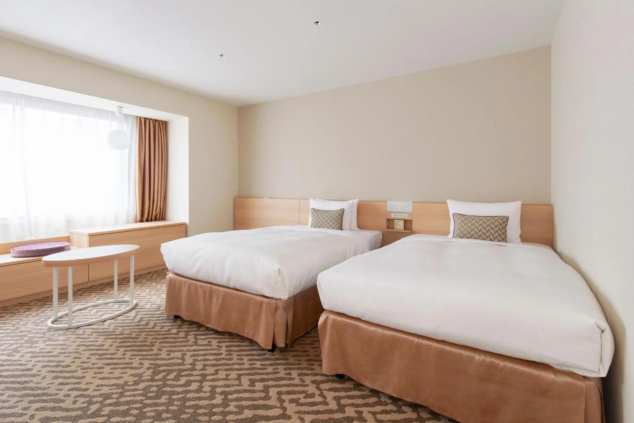 Standard Large Twin Room - Non-Smoking in Keio Plaza Hotel Sapporo