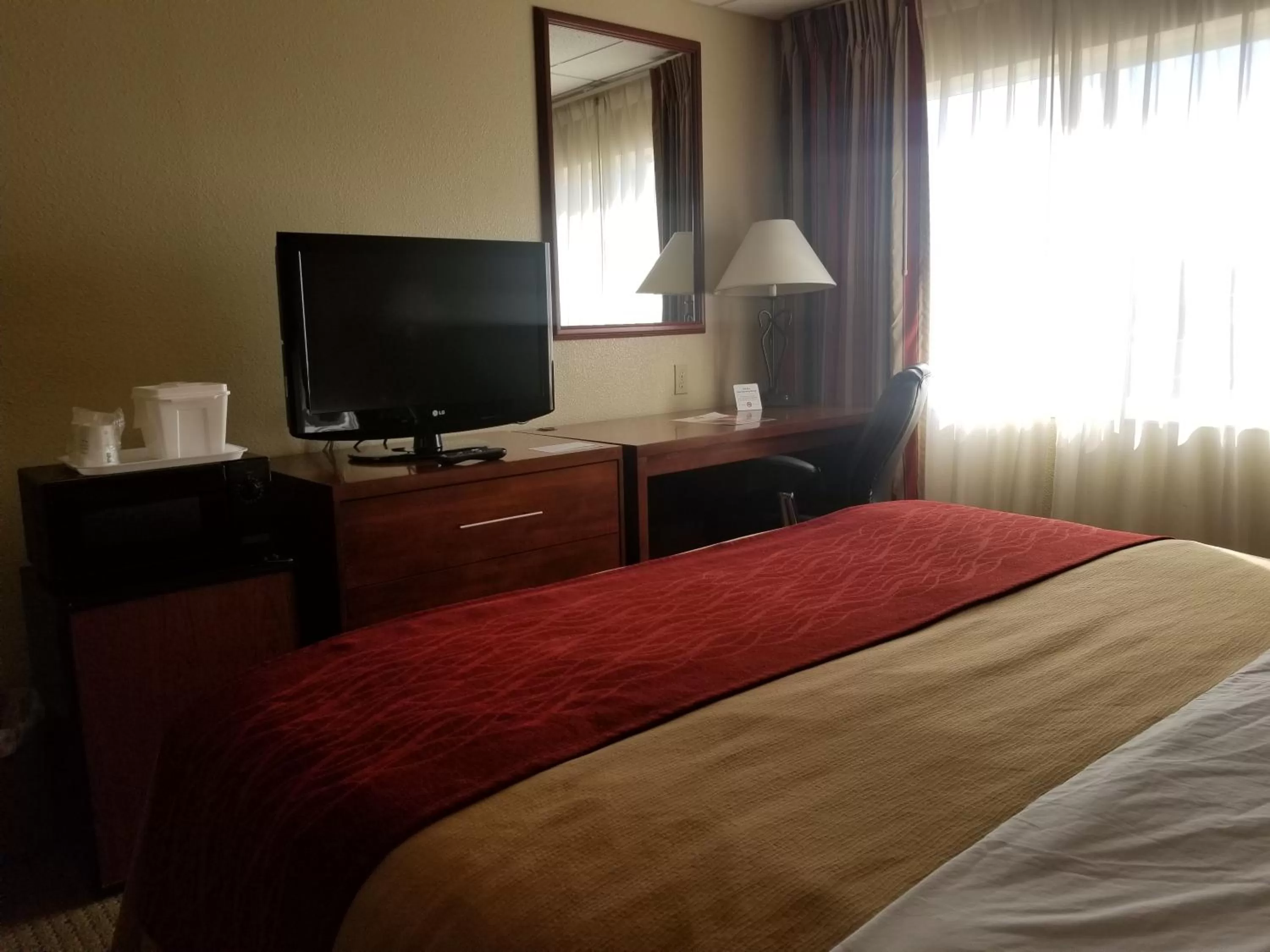 King Room - Non-Smoking in Ramada by Wyndham Downtown Spokane