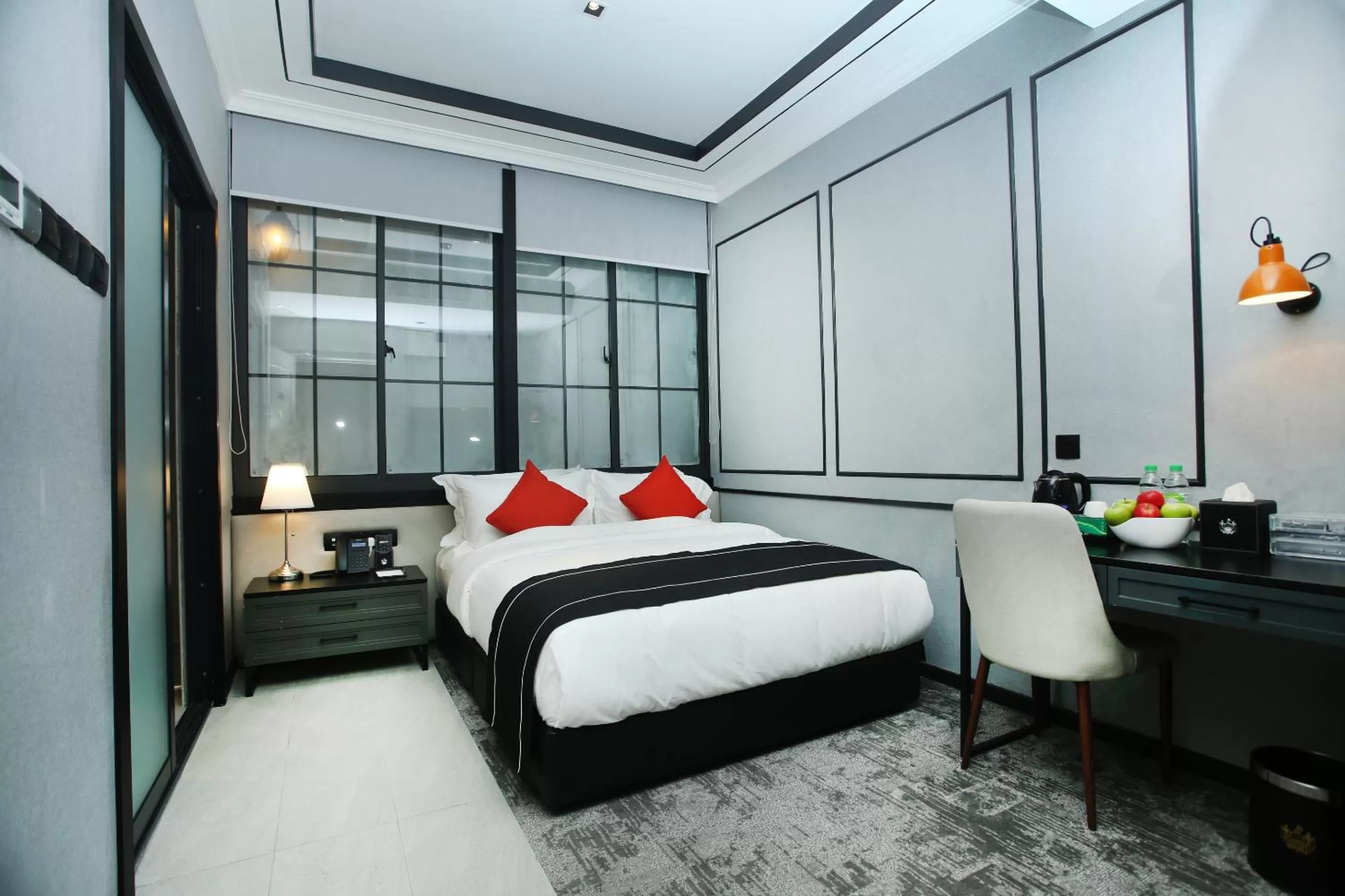 Superior Queen Room in Stanton Hotel