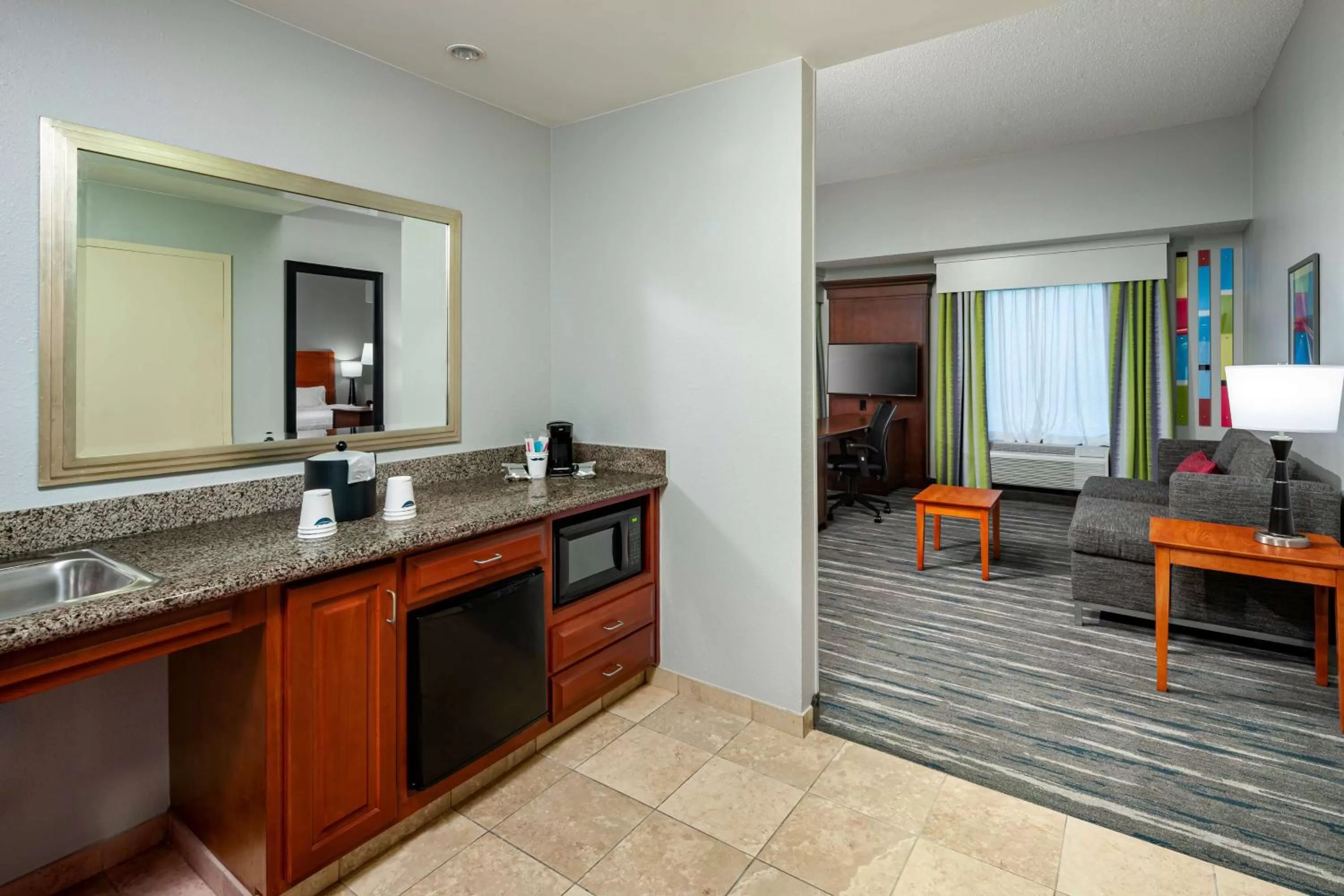 Photo of the whole room in Hampton Inn & Suites Mobile I-65@ Airport Boulevard