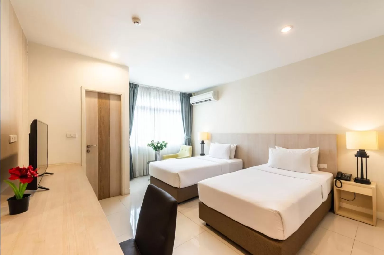 Superior King Room in Paeva Luxury Serviced Residence SHA