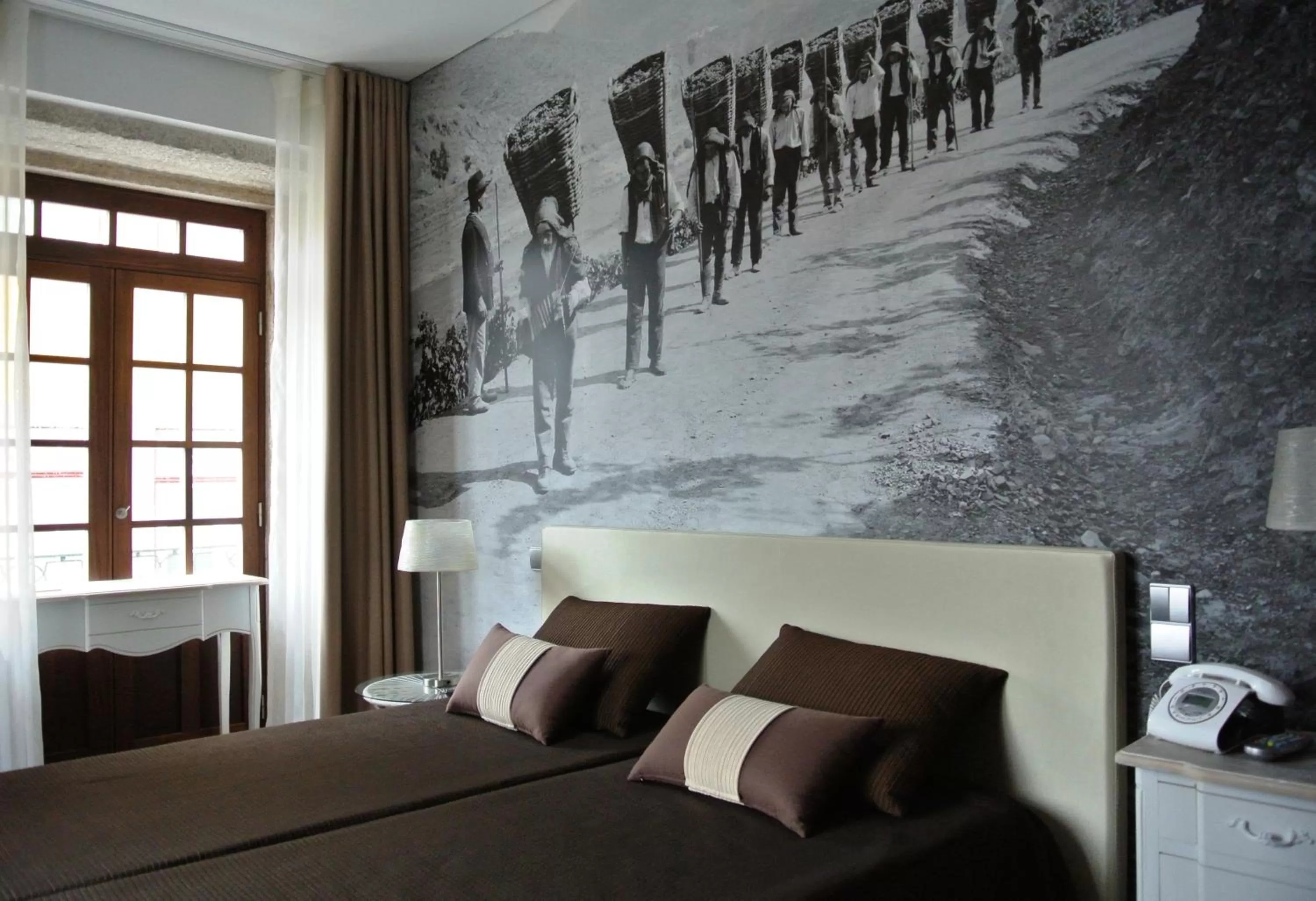 Superior Twin Room in Oca Ribeira do Porto Hotel