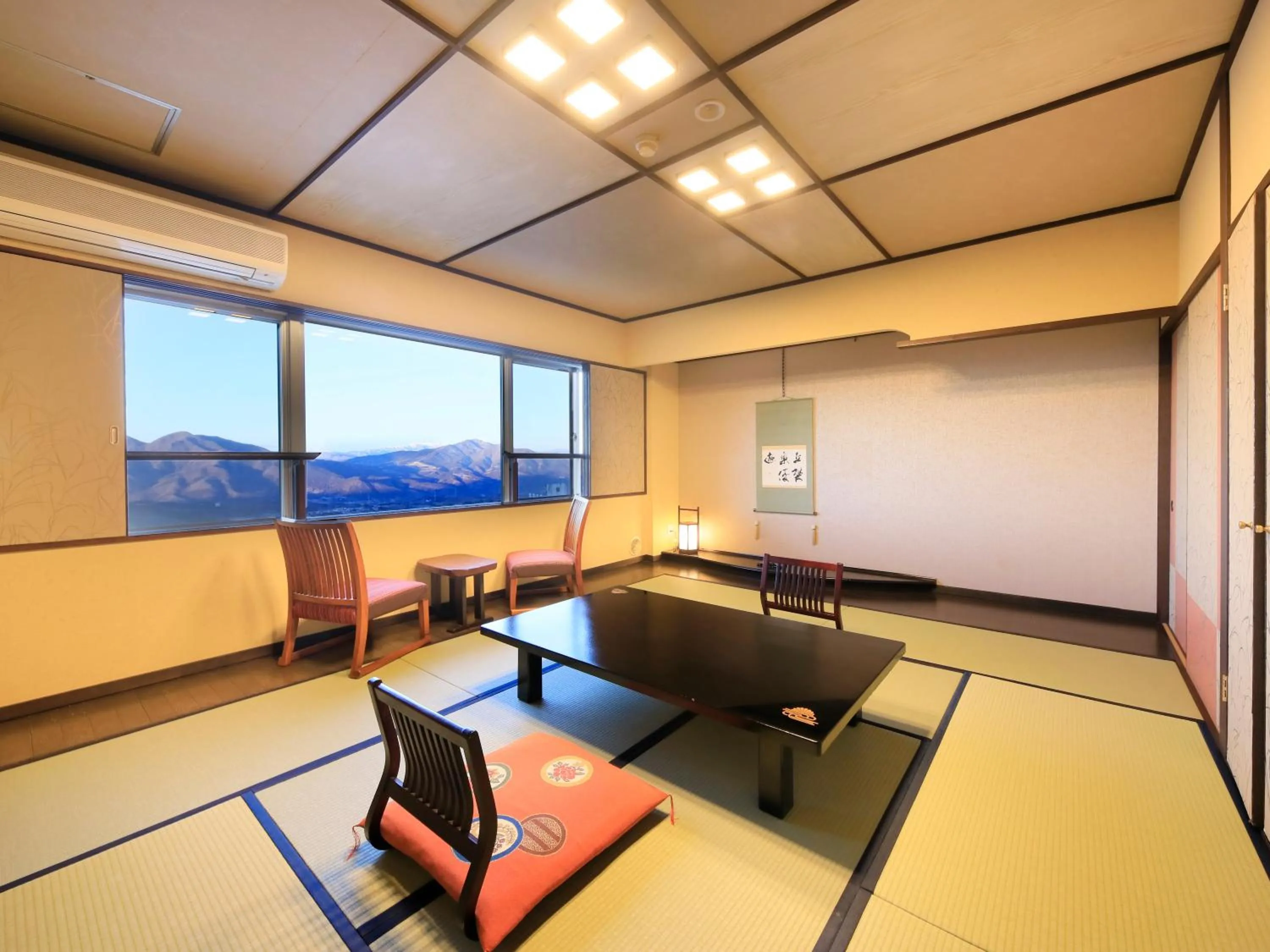 Japanese-Style Room with Mountain View - single occupancy - Non-Smoking in Kishigon Ryokan