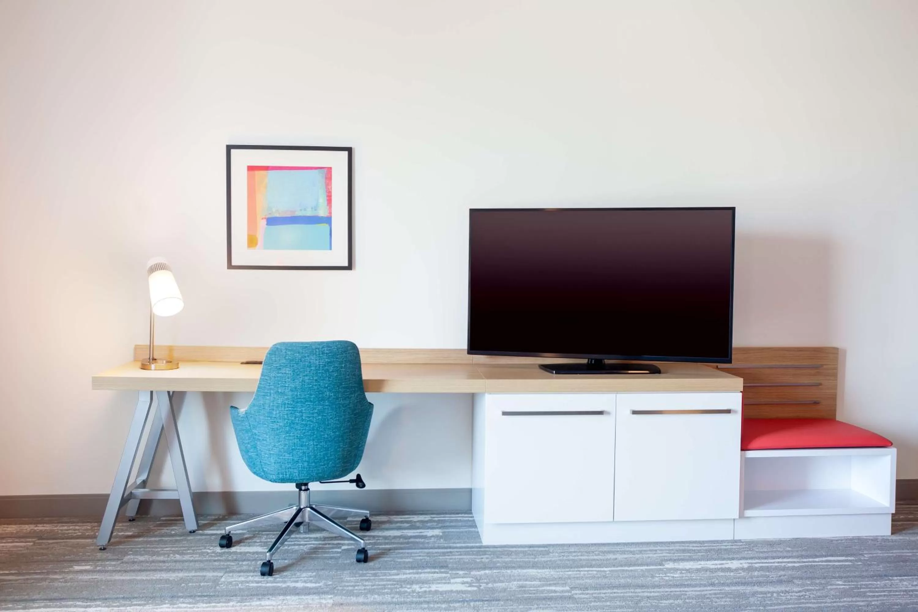King Room - Hearing Accessible in Hilton Garden Inn Broomfield Boulder
