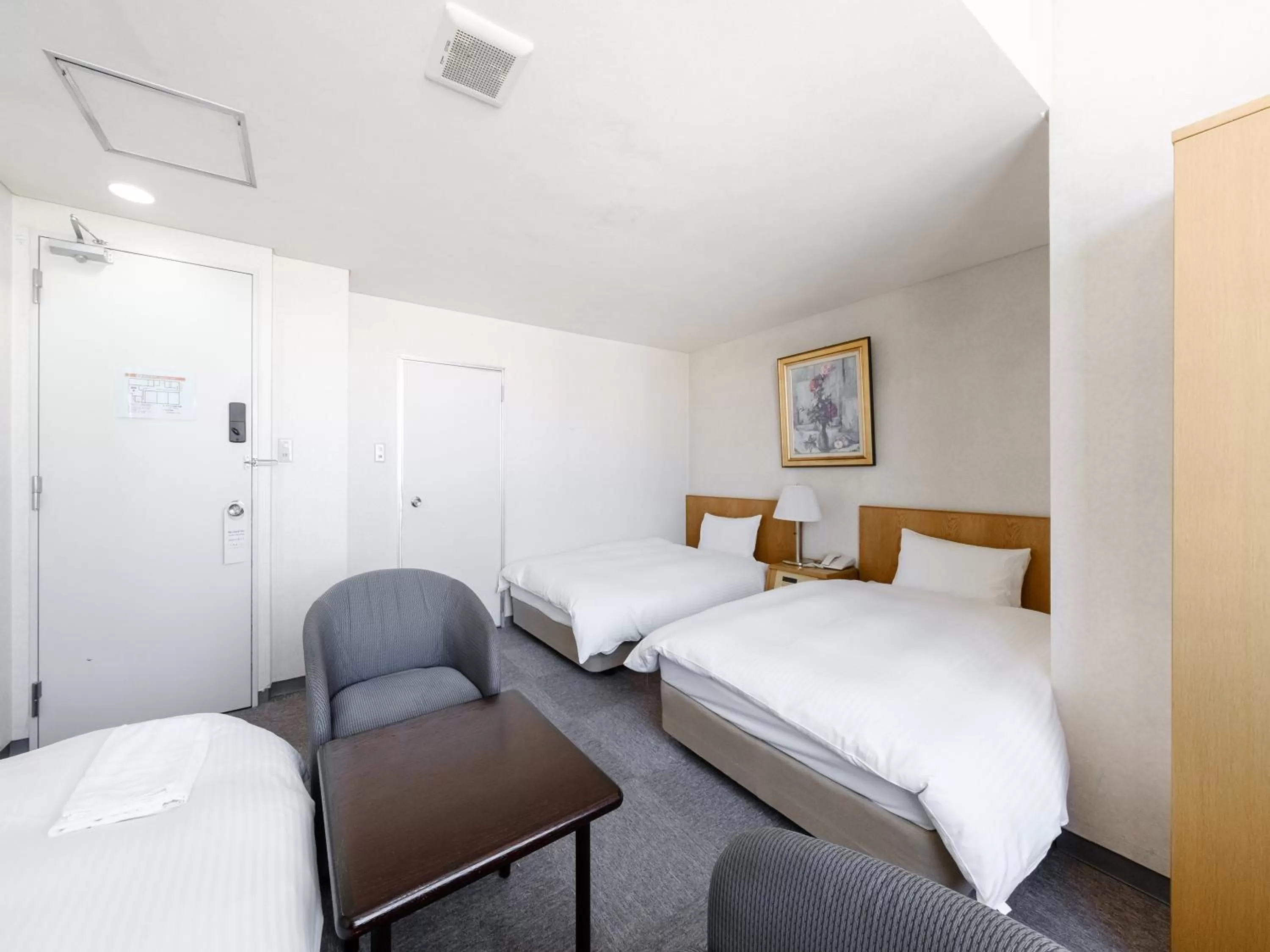 Triple Room - Smoking in Tabist THE GREEN ASAHIKAWA