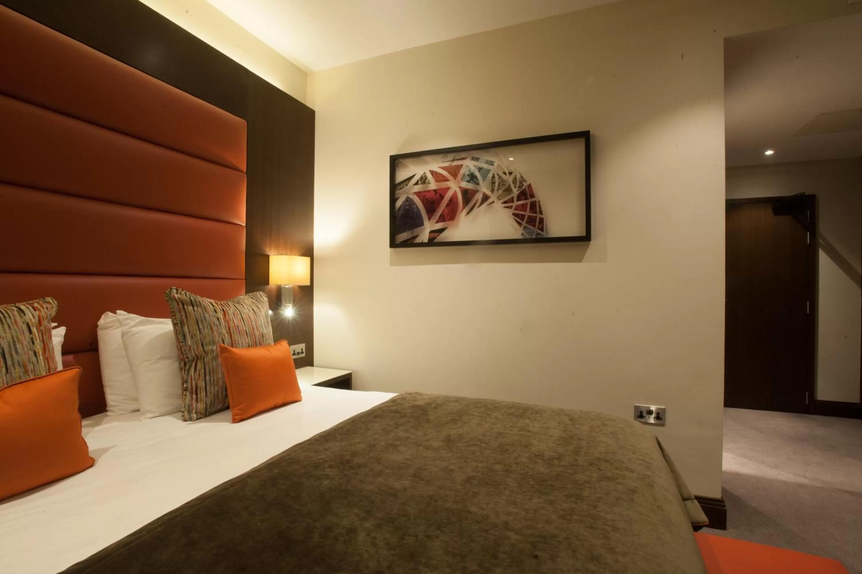 Superior Twin/Double Room  in St George's Hotel - Wembley