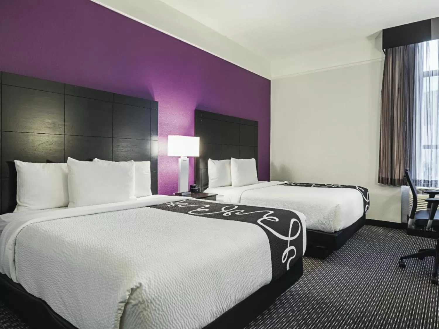 Deluxe Double Room with Two Double Beds in La Quinta by Wyndham Boston-Andover