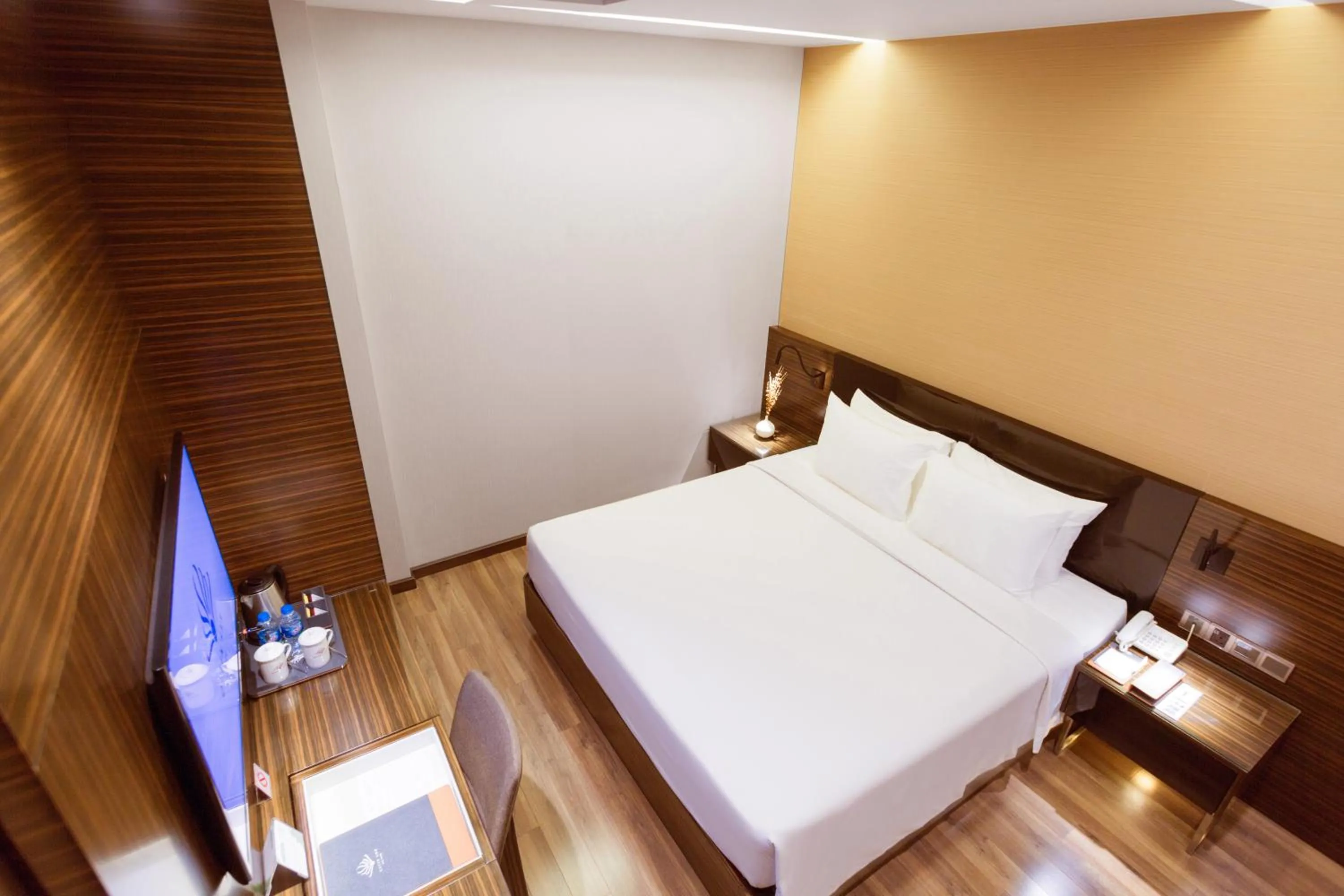 Superior Double Room (No Windows) in Queen Ann Hotel