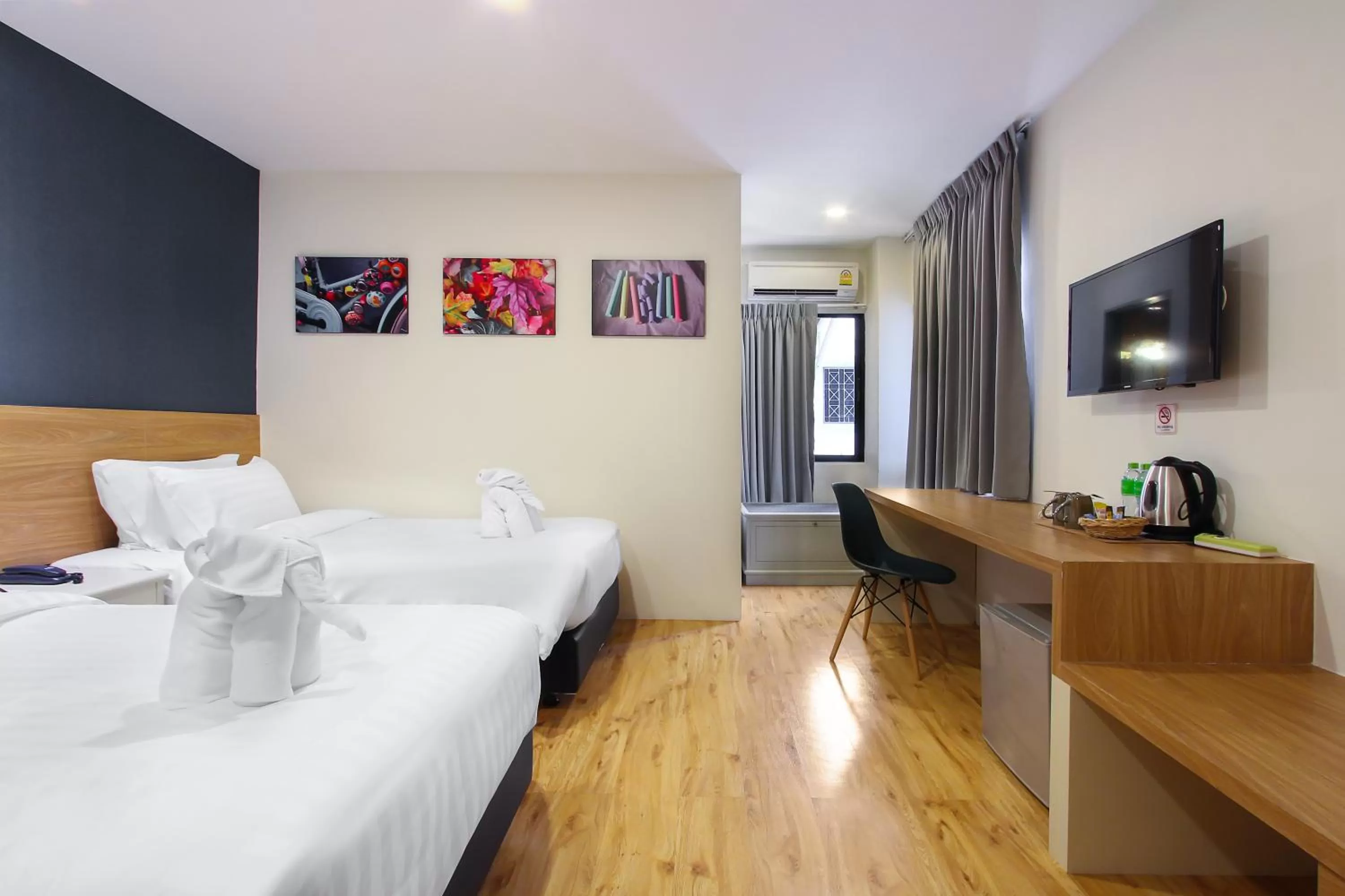 Deluxe Double or Twin Room in Pula Silom