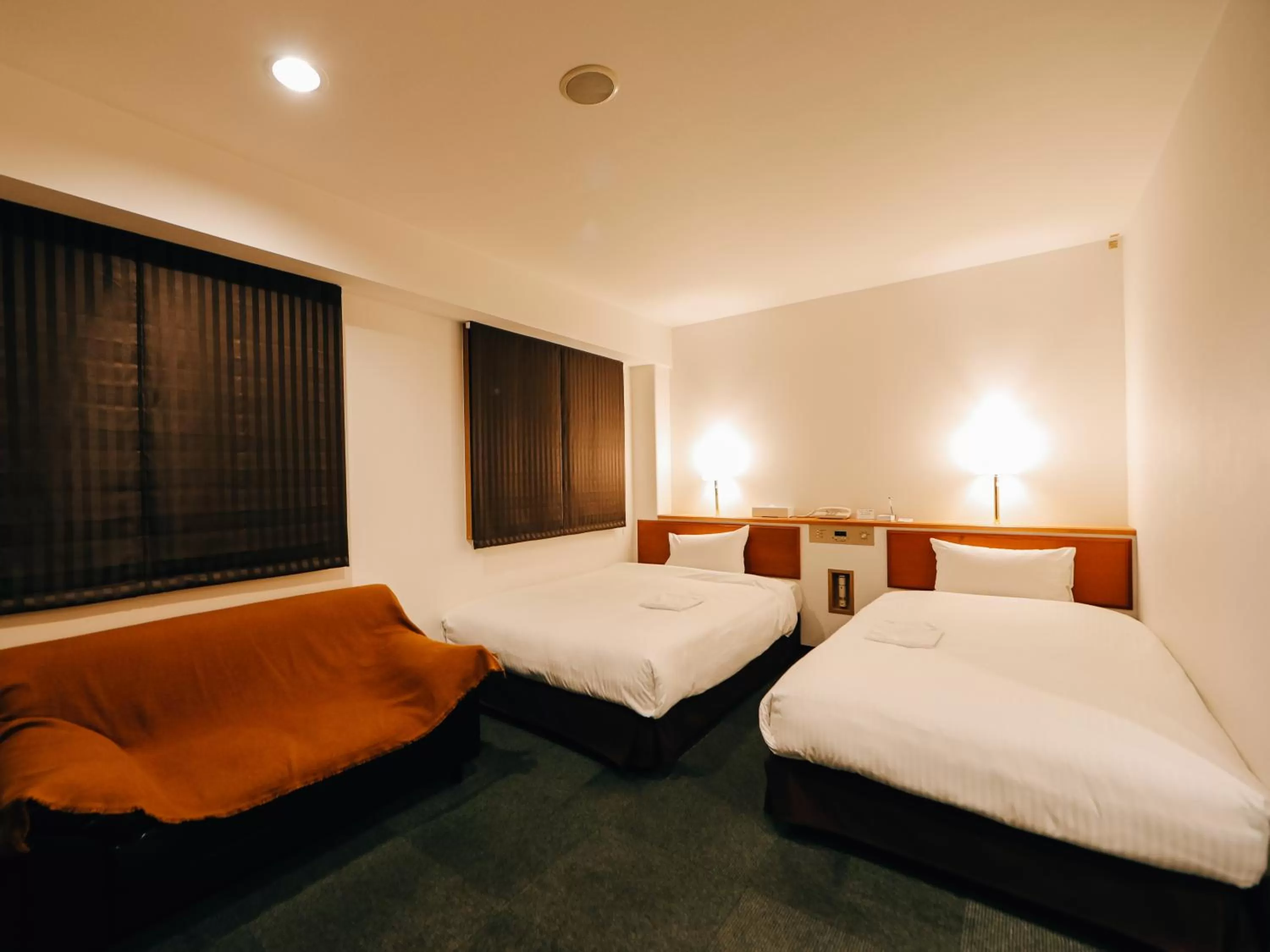 Standard Twin Room in 3s HOTEL HIRATSUKA