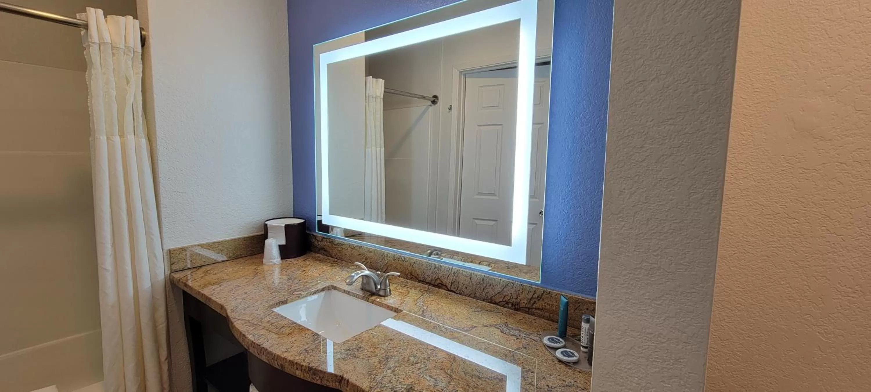 Standard Family Room in Hotel Solares