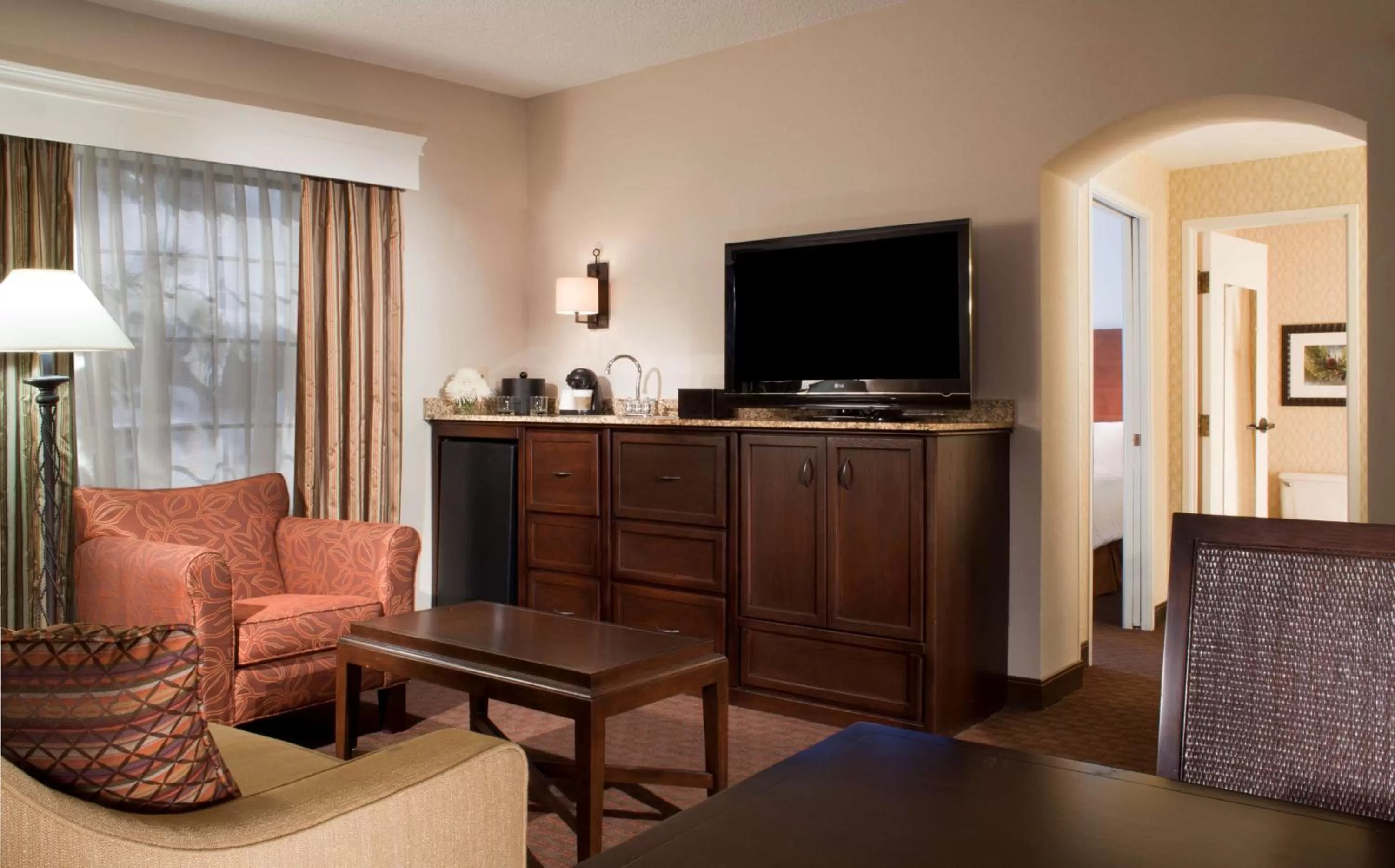 One-Bedroom Premium King Suite in Embassy Suites by Hilton Flagstaff