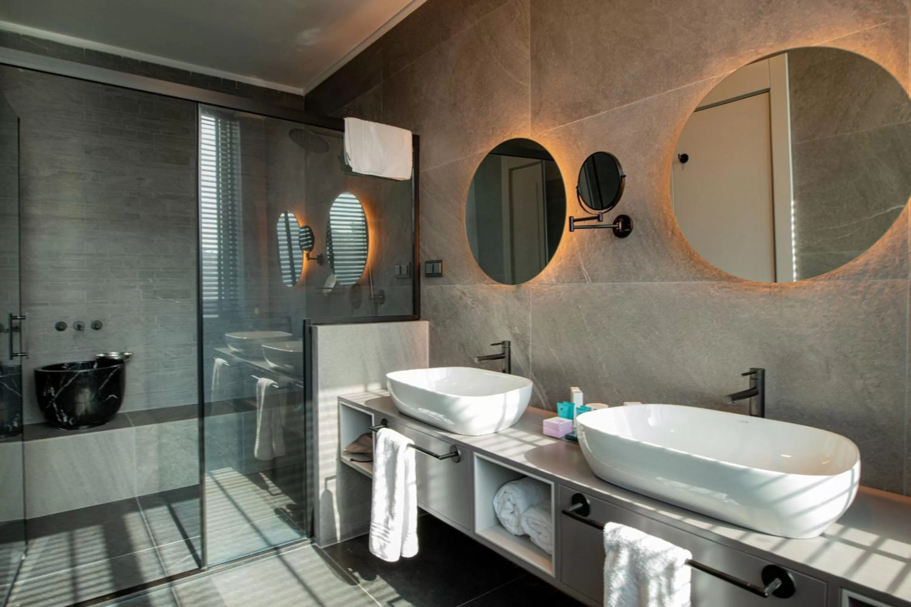 King Suite - Non-Smoking in Ramada by Wyndham Diyarbakir