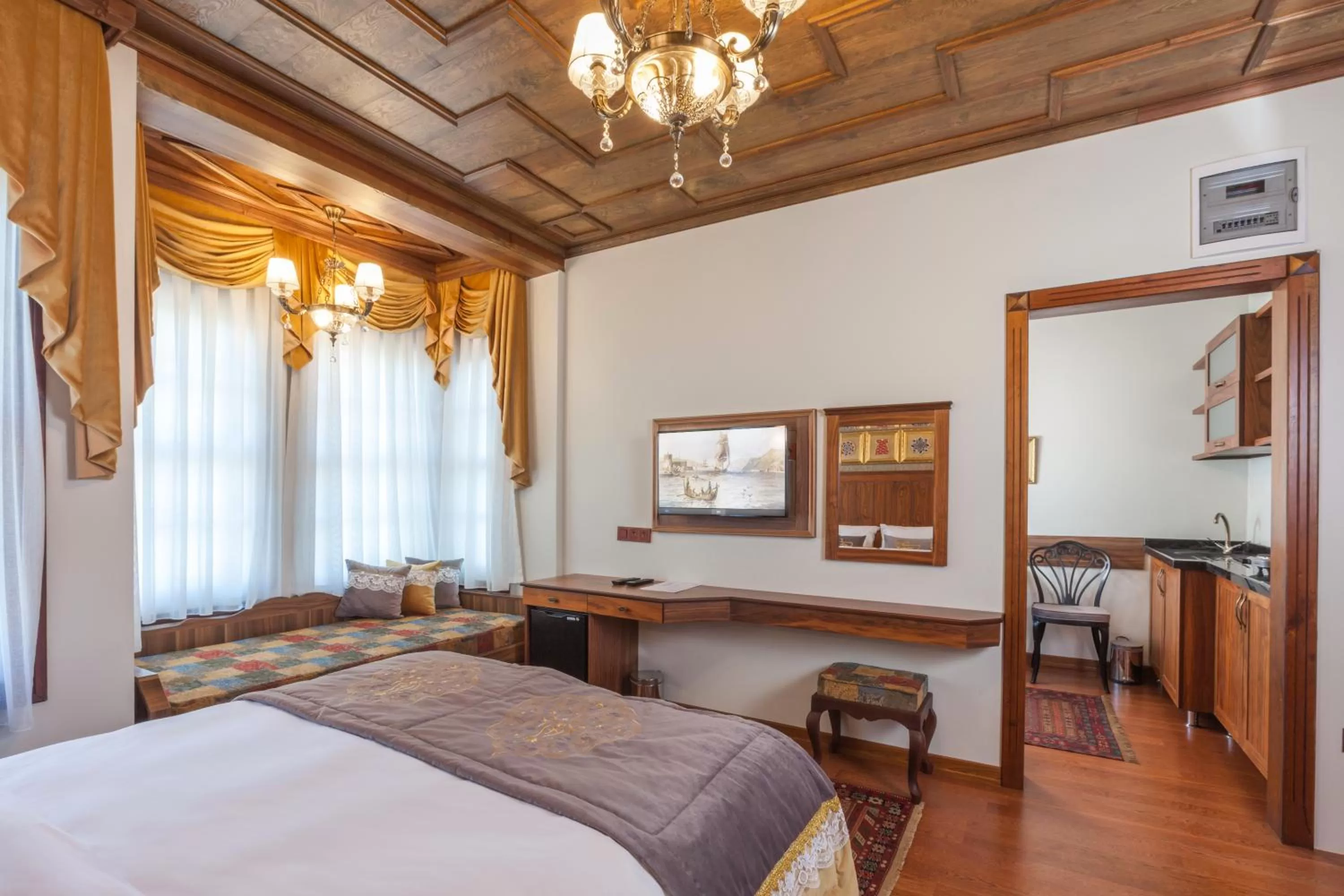 Deluxe Family Suite in Ferman Konak Hotel-Special Category