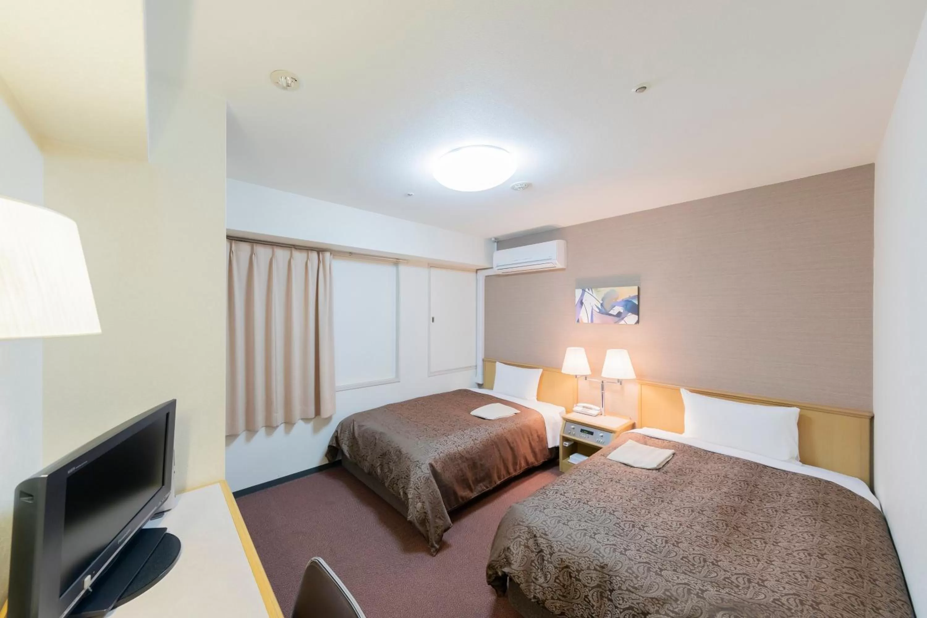 Twin Room - Main Building - Non Smoking in Sunny Stone Hotel