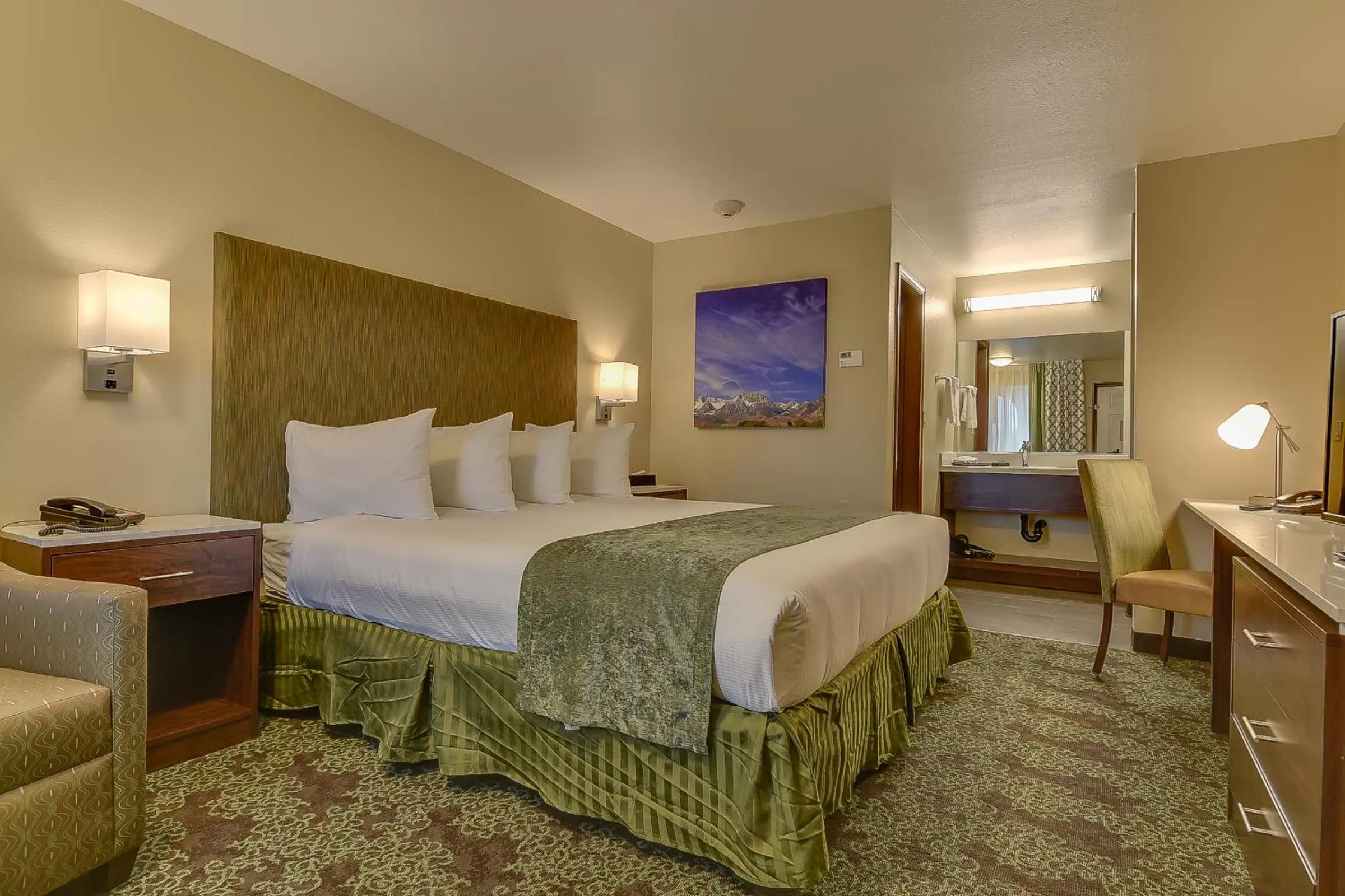 King Room - Disability Access in Vagabond Inn Bishop