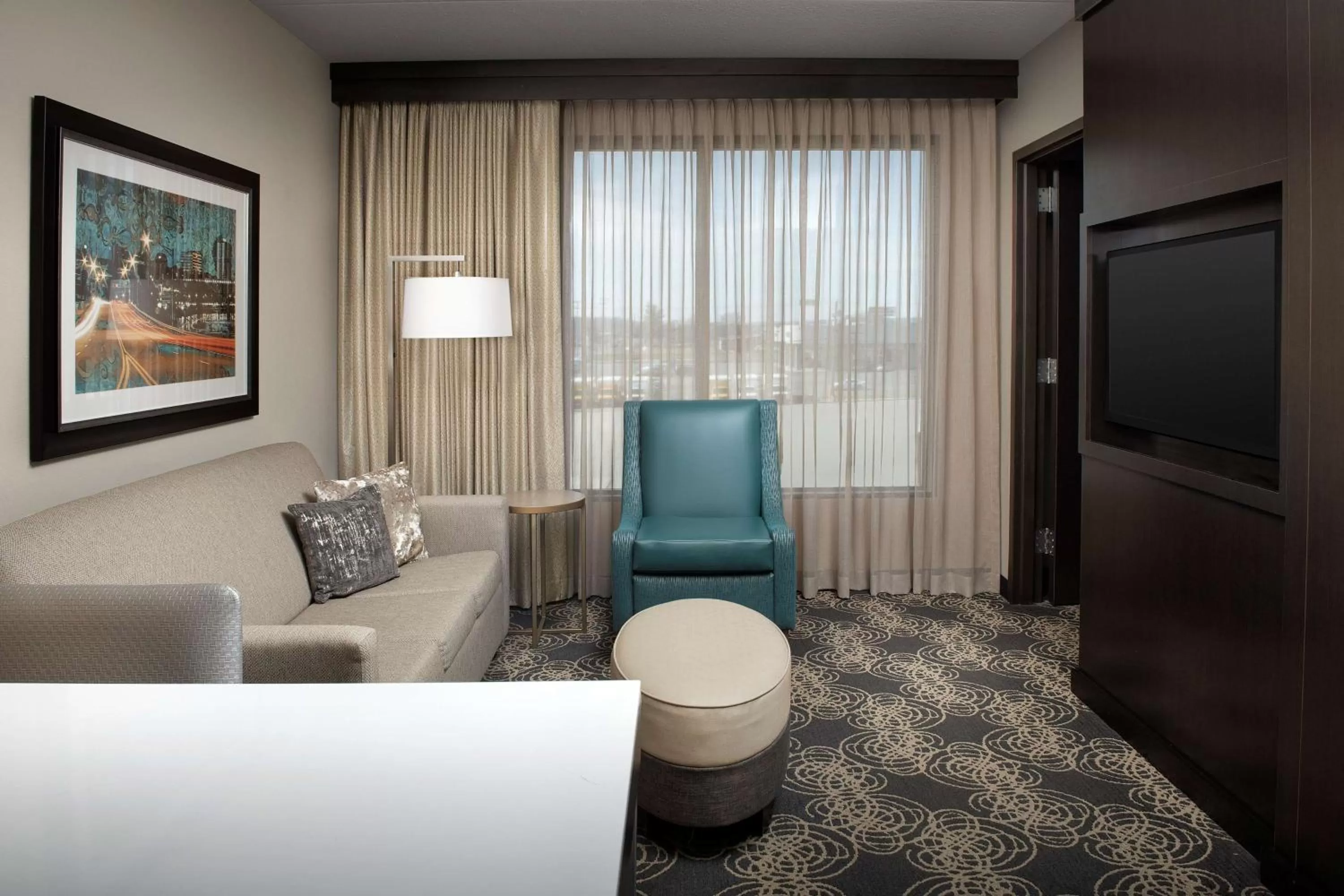 One-Bedroom Queen Suite - Non-Smoking in Embassy Suites by Hilton Knoxville West