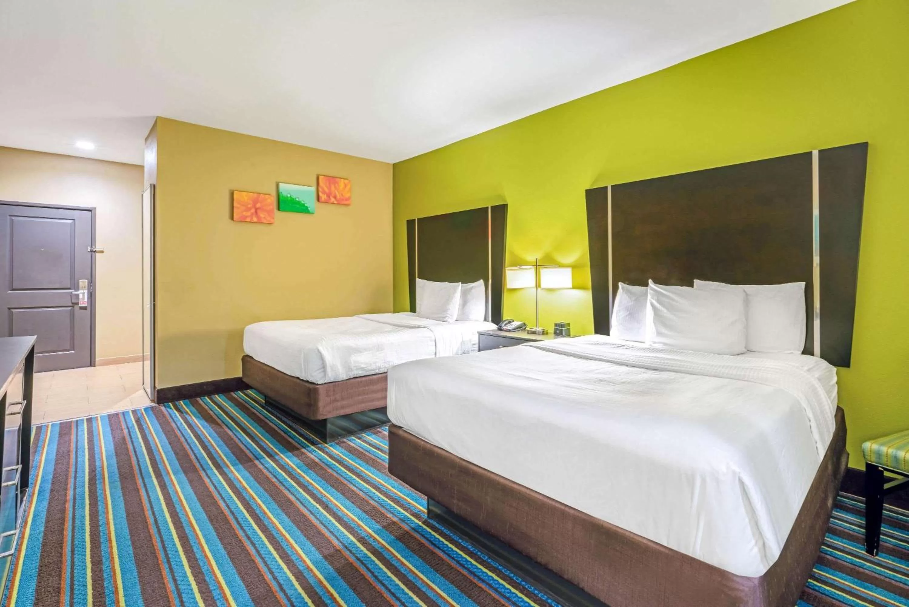 Deluxe Queen Room with Two Queen Beds in La Quinta by Wyndham Muskogee