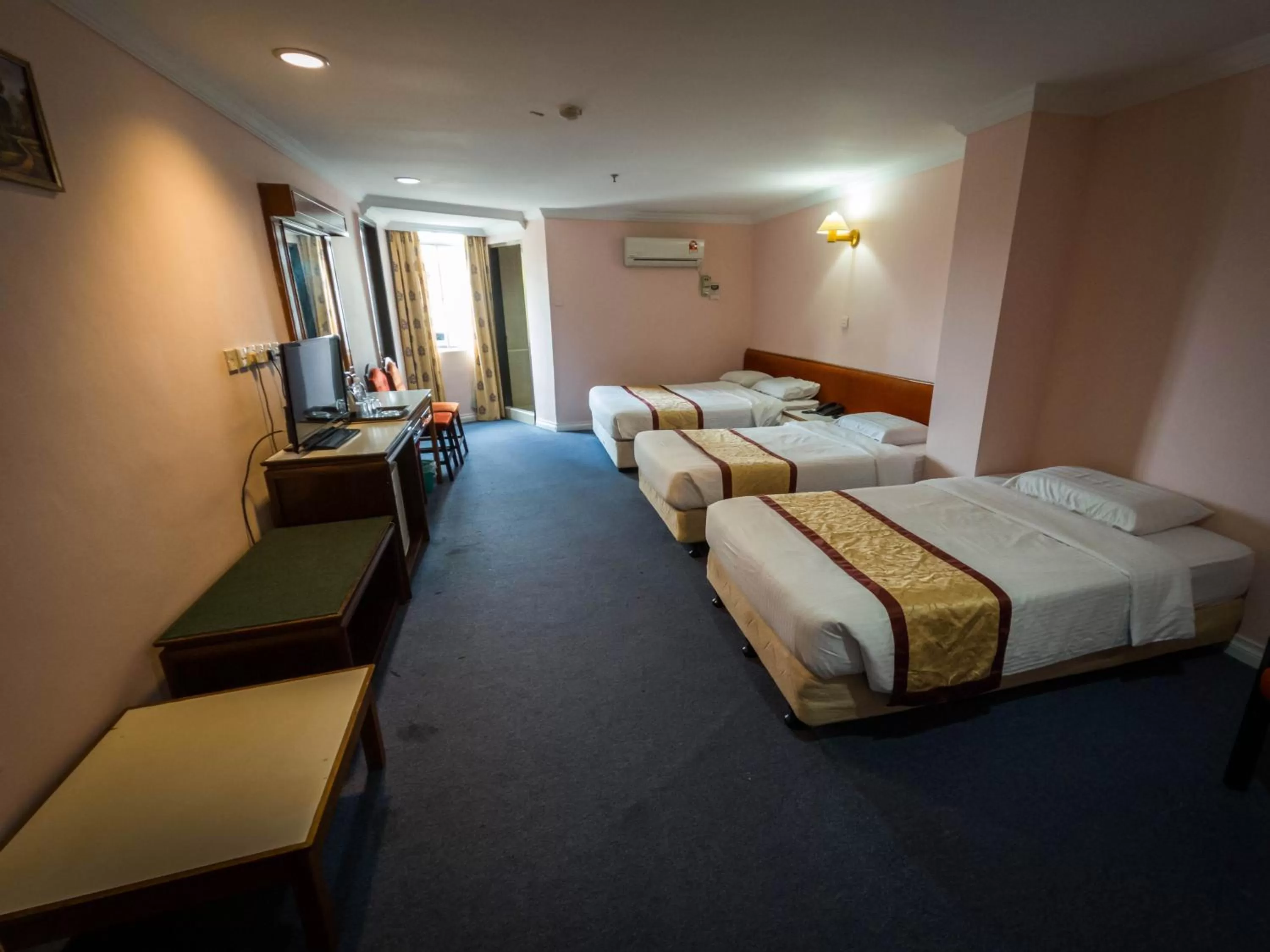 Superior Suite in Miri Hotel
