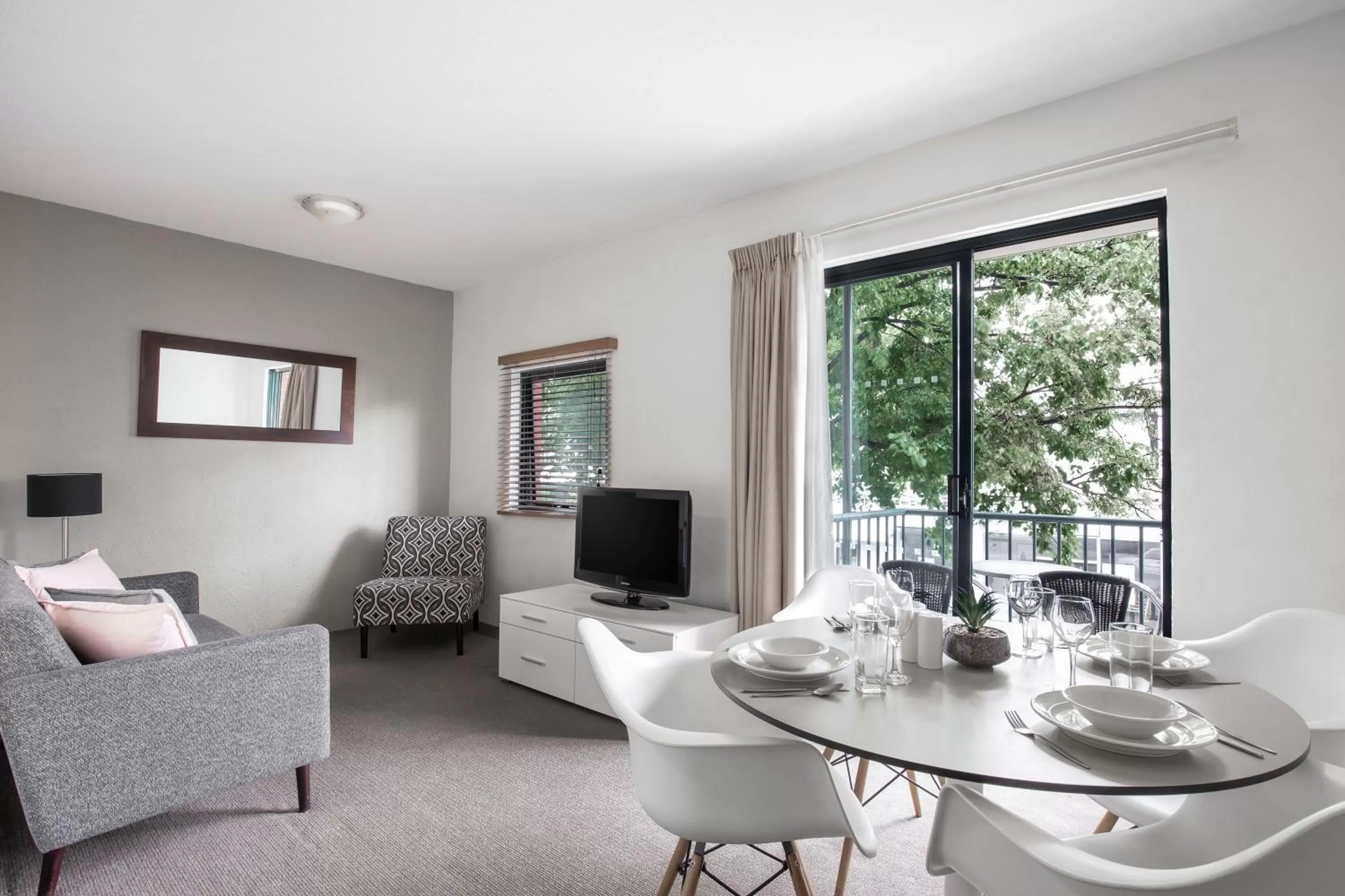 Two-Bedroom Apartment with Two Queen Beds in BreakFree Adelaide