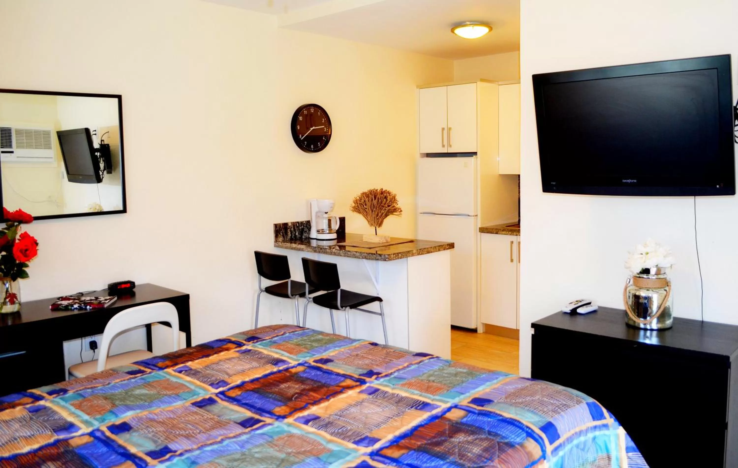 Small Studio in Ocean Drive Villas