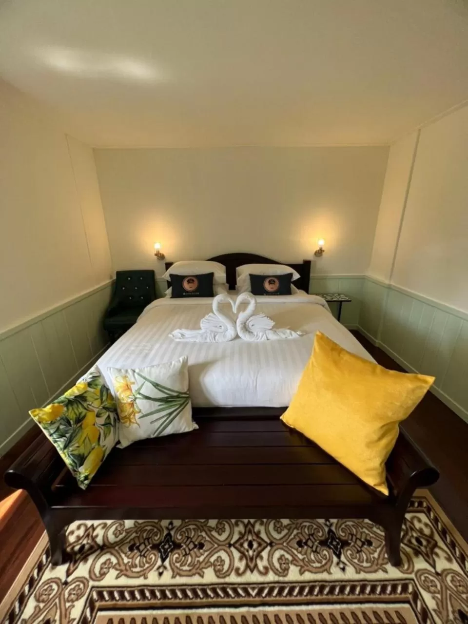 Superior Suite in RoomQuest Rim Praya Dinsor Road