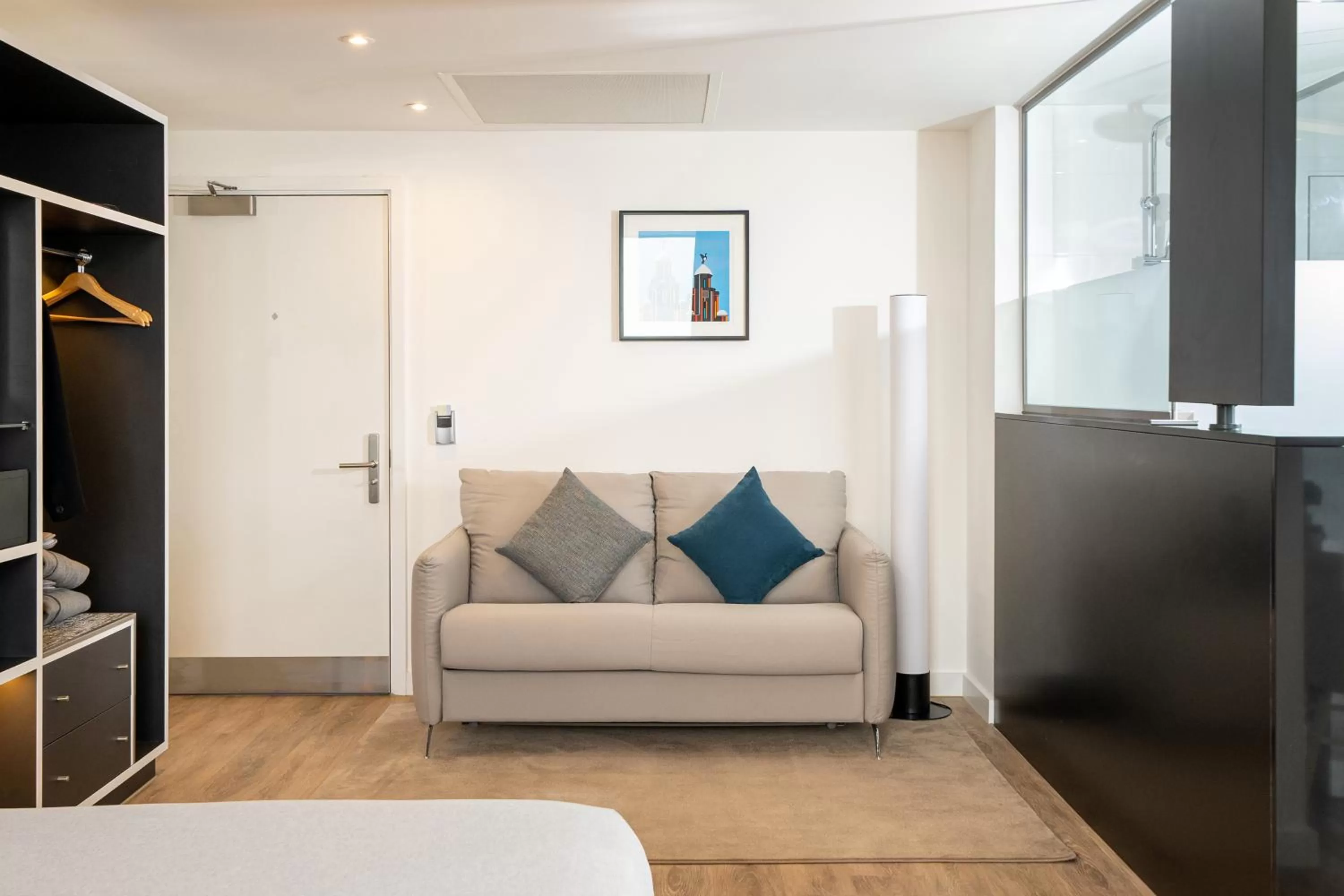 Seating area in INNSiDE by Meliá Liverpool