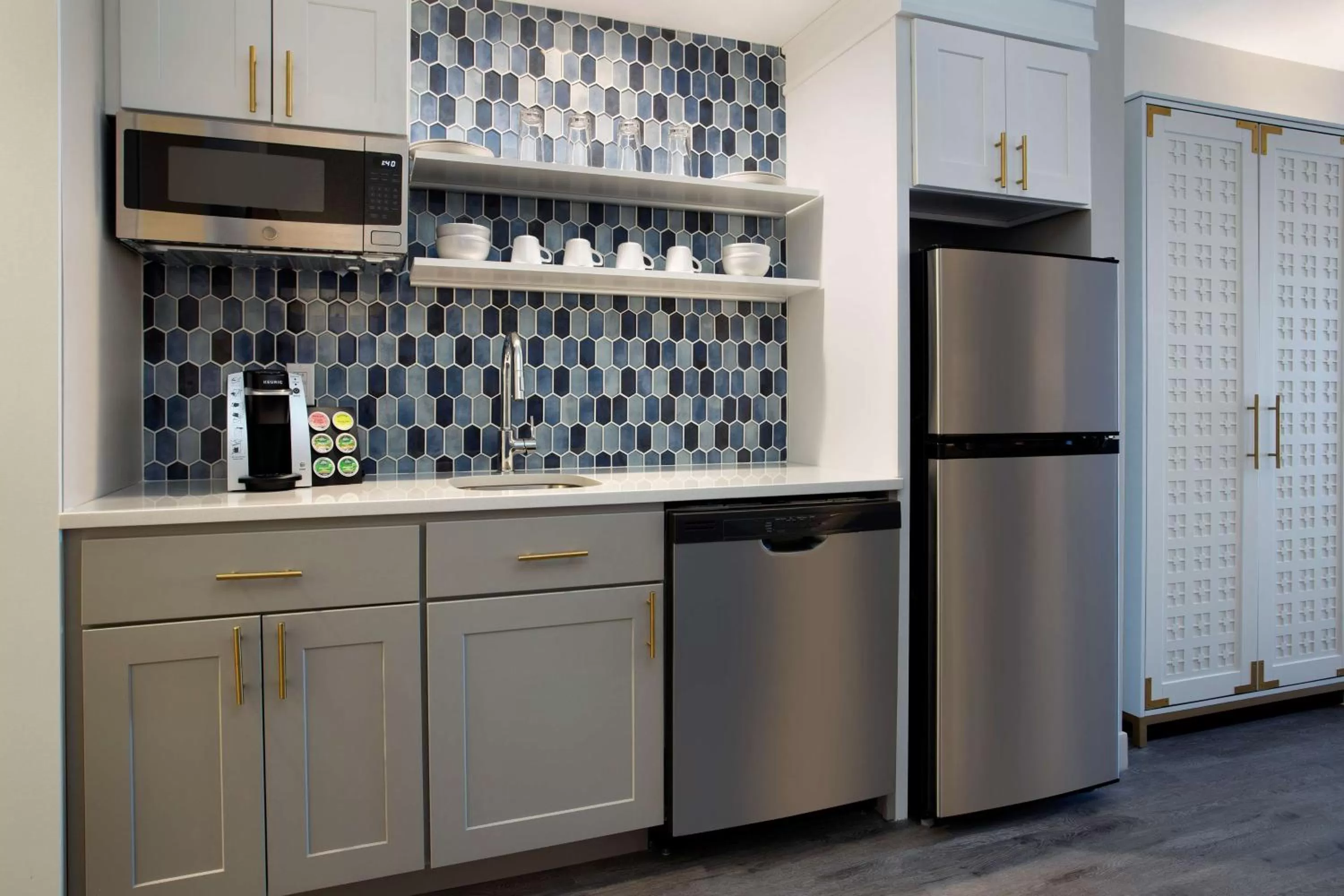 Premium Junior Suite with Two Queen Beds in Fenwick Shores, Tapestry Collection by Hilton