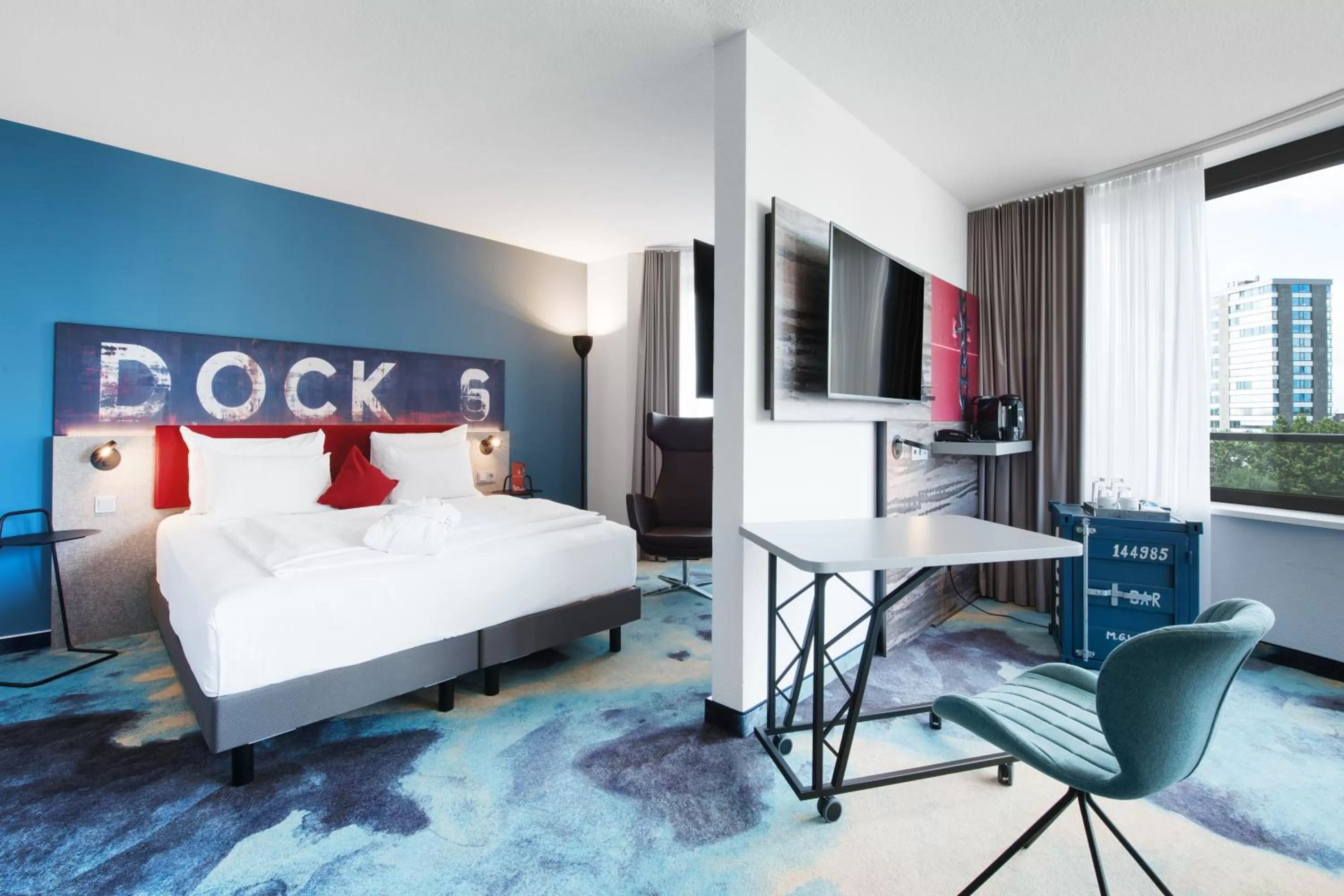 Junior suite with Kingsize Bed and Sofa, Mini-bar ALLin in Mercure Hotel Hamburg City