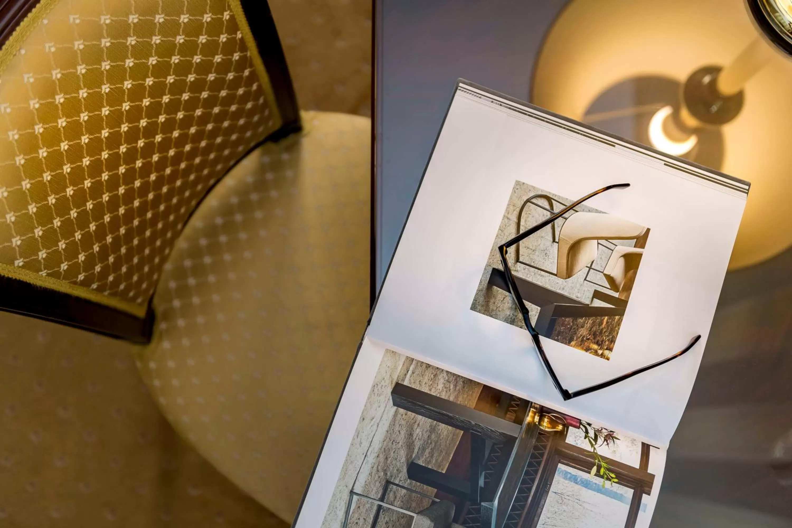 King Suite with Living Area - Non-Smoking in Best Western Cavalieri Della Corona