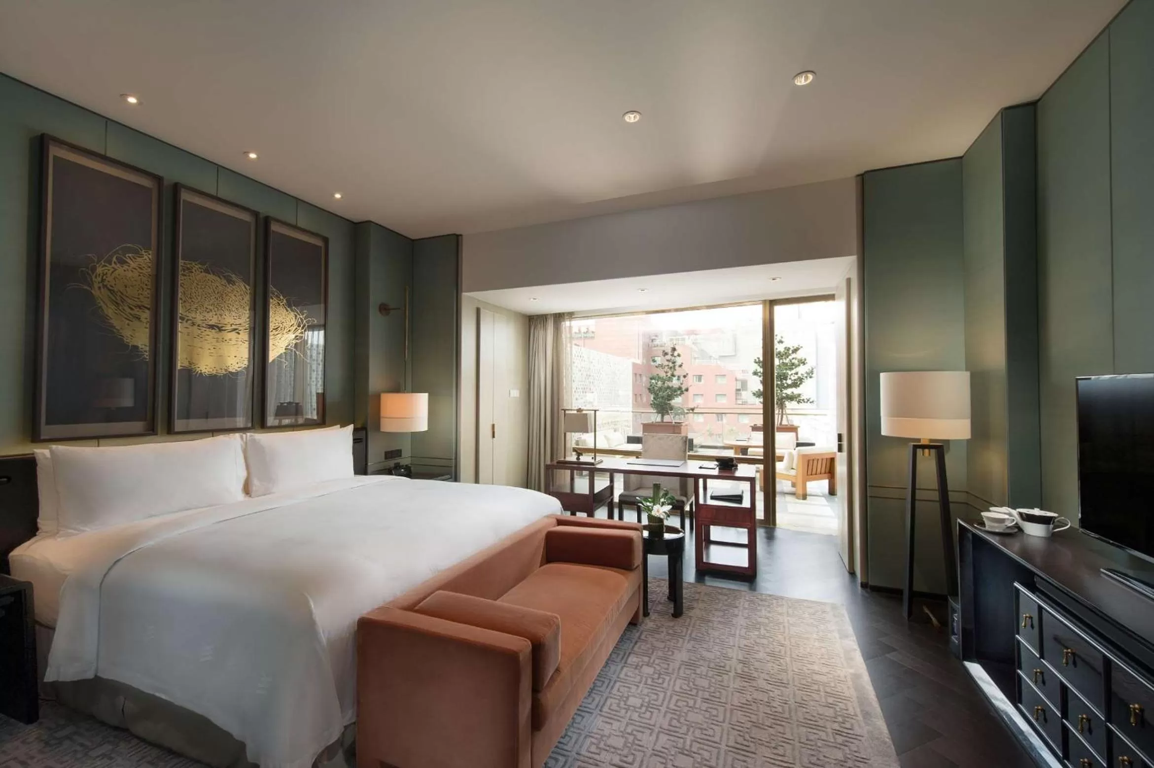 Premier King Room with Terrace in Waldorf Astoria Beijing