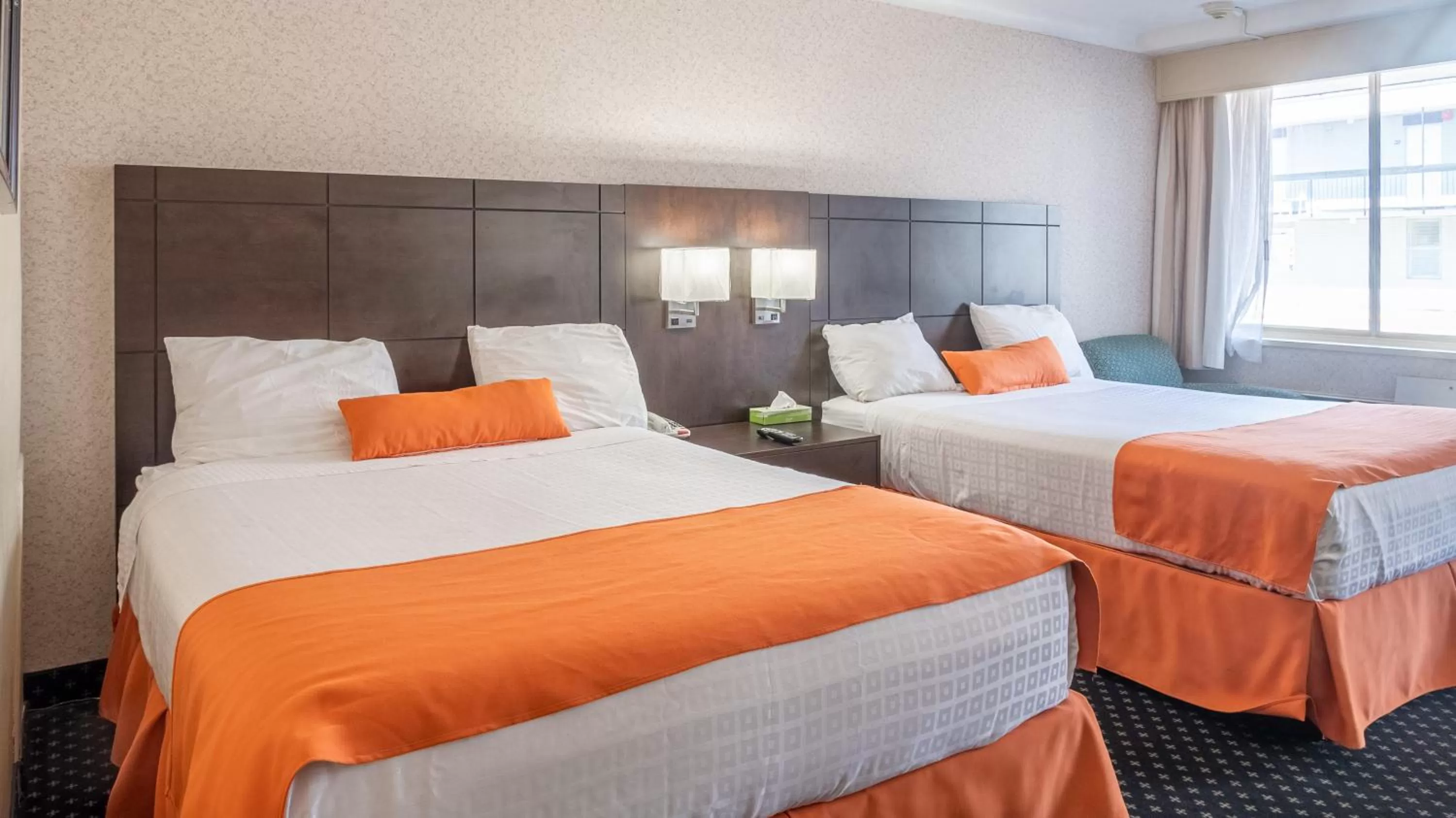 Double Room with Two Double Beds - Non-Smoking in Knights Inn North Bay