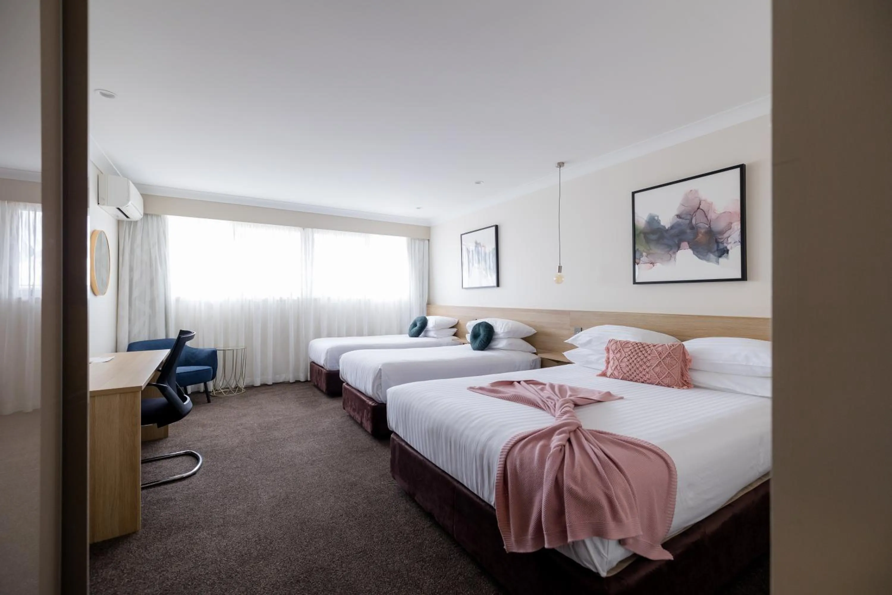 Family Room in Central Caleula Motor Lodge