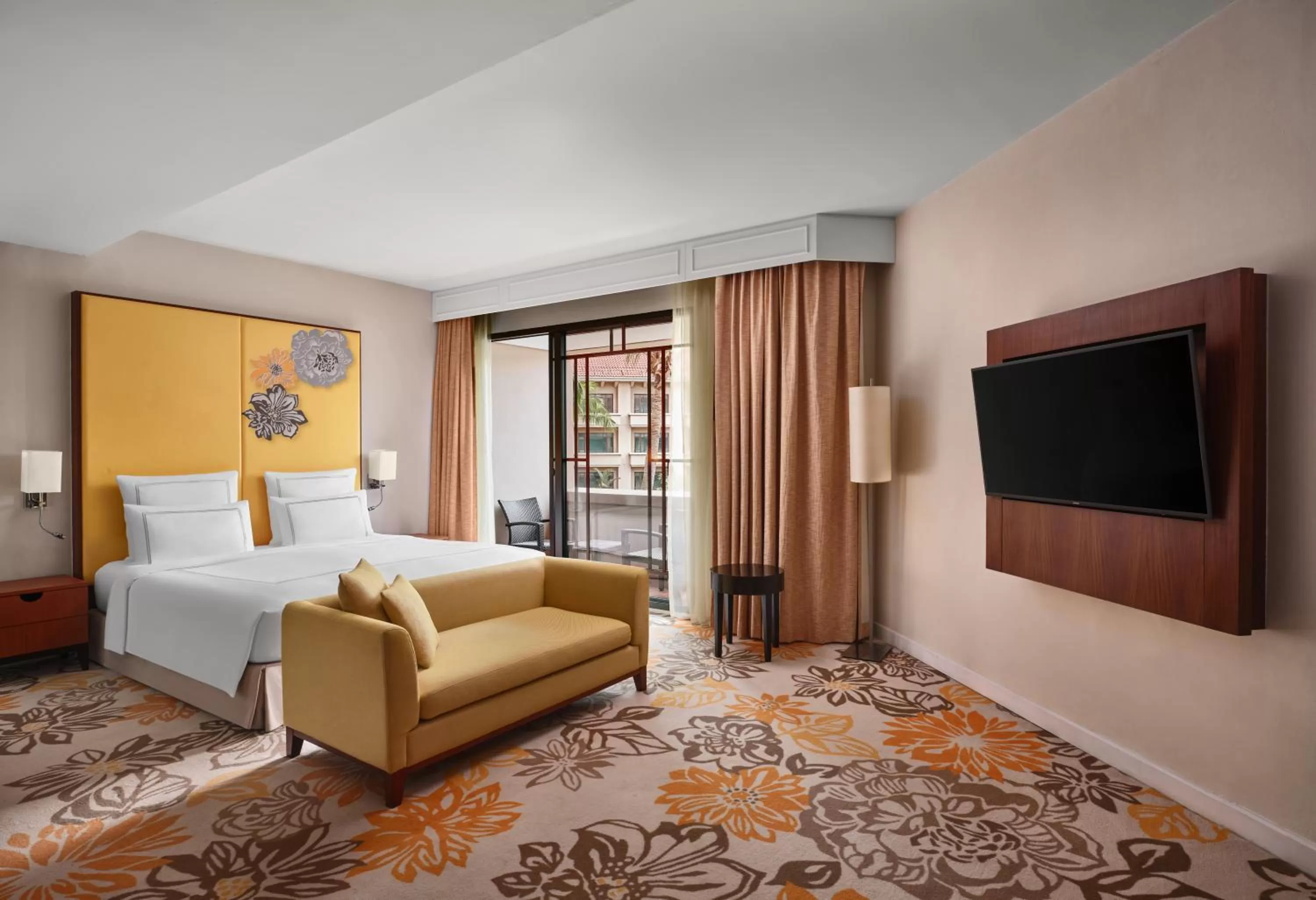 Select Studio with Breakfast, Afternoon Tea and Happy Hour in Paradox Singapore Merchant Court at Clarke Quay