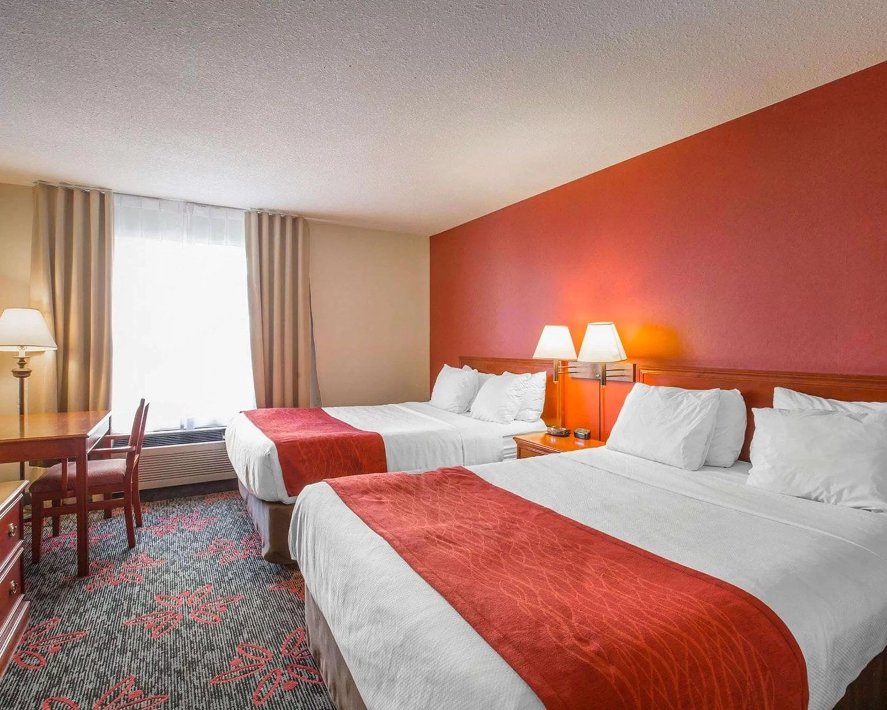 Queen Room with Two Queen Beds in Comfort Inn & Suites University