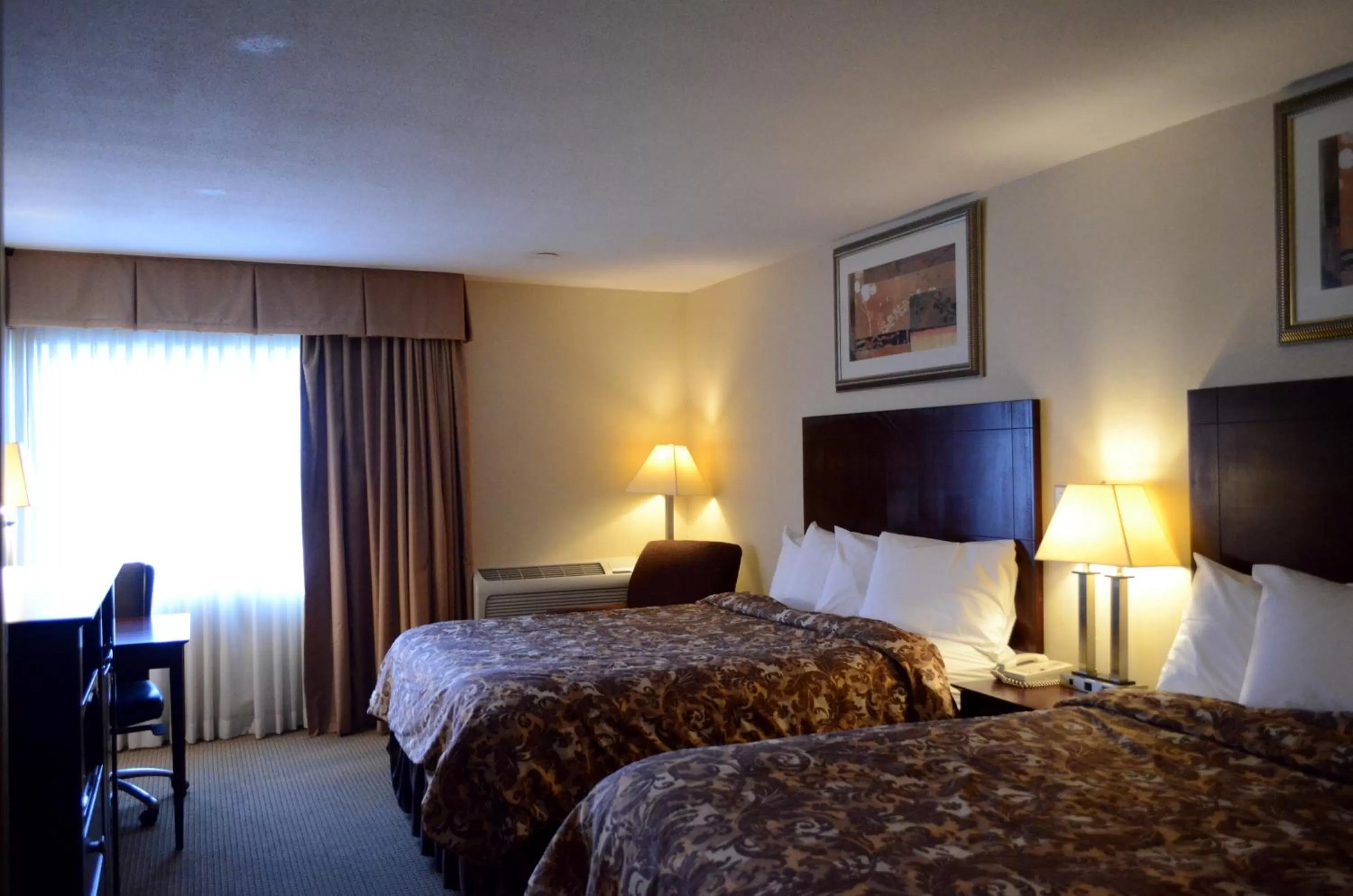 Queen Room with Two Queen Beds - Accessible/Non Smoking in Rodeway Inn & Suites Bradley Airport