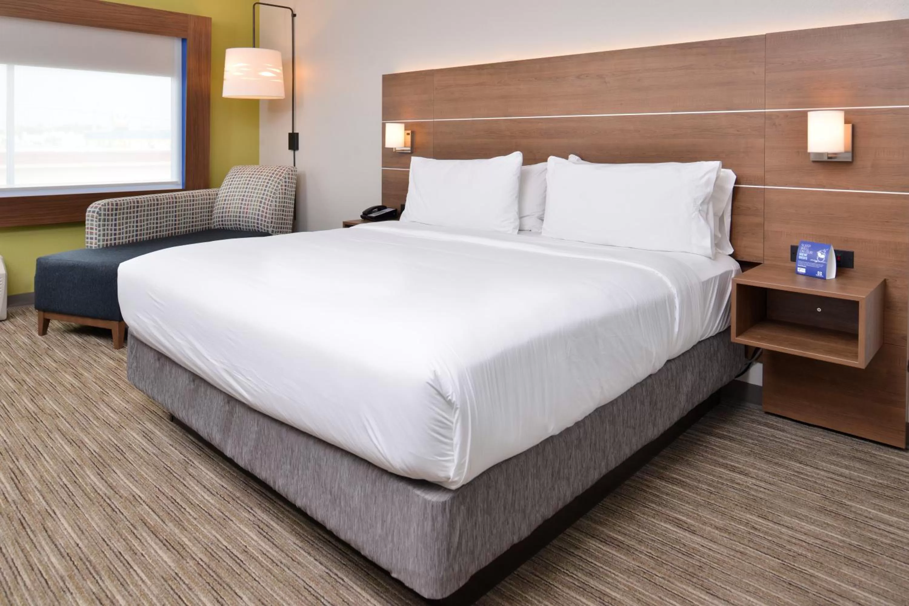 Standard King Room in Holiday Inn Express - Early by IHG