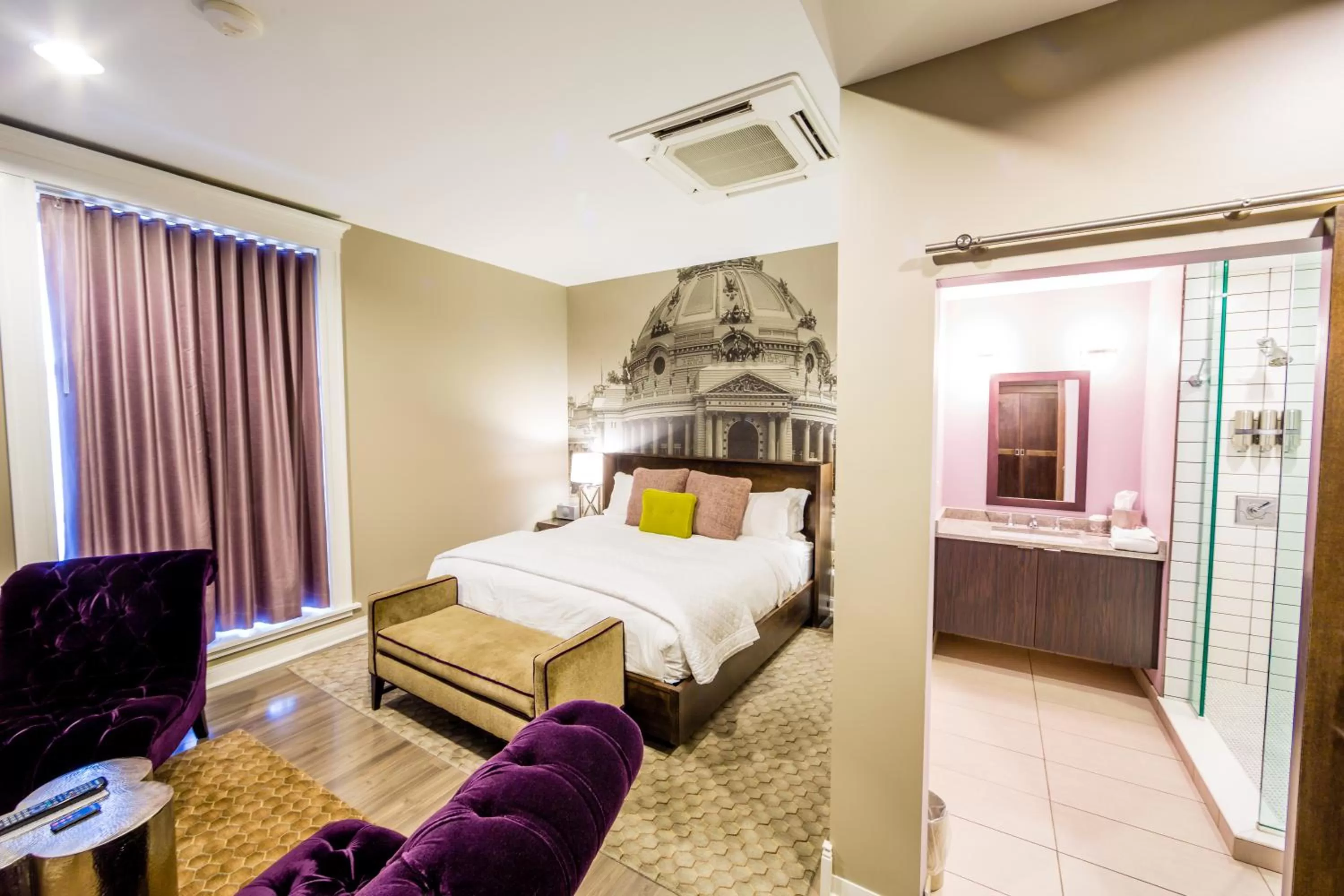 Deluxe Room with King Bed in Hotel at the Lafayette Trademark Collection by Wyndham