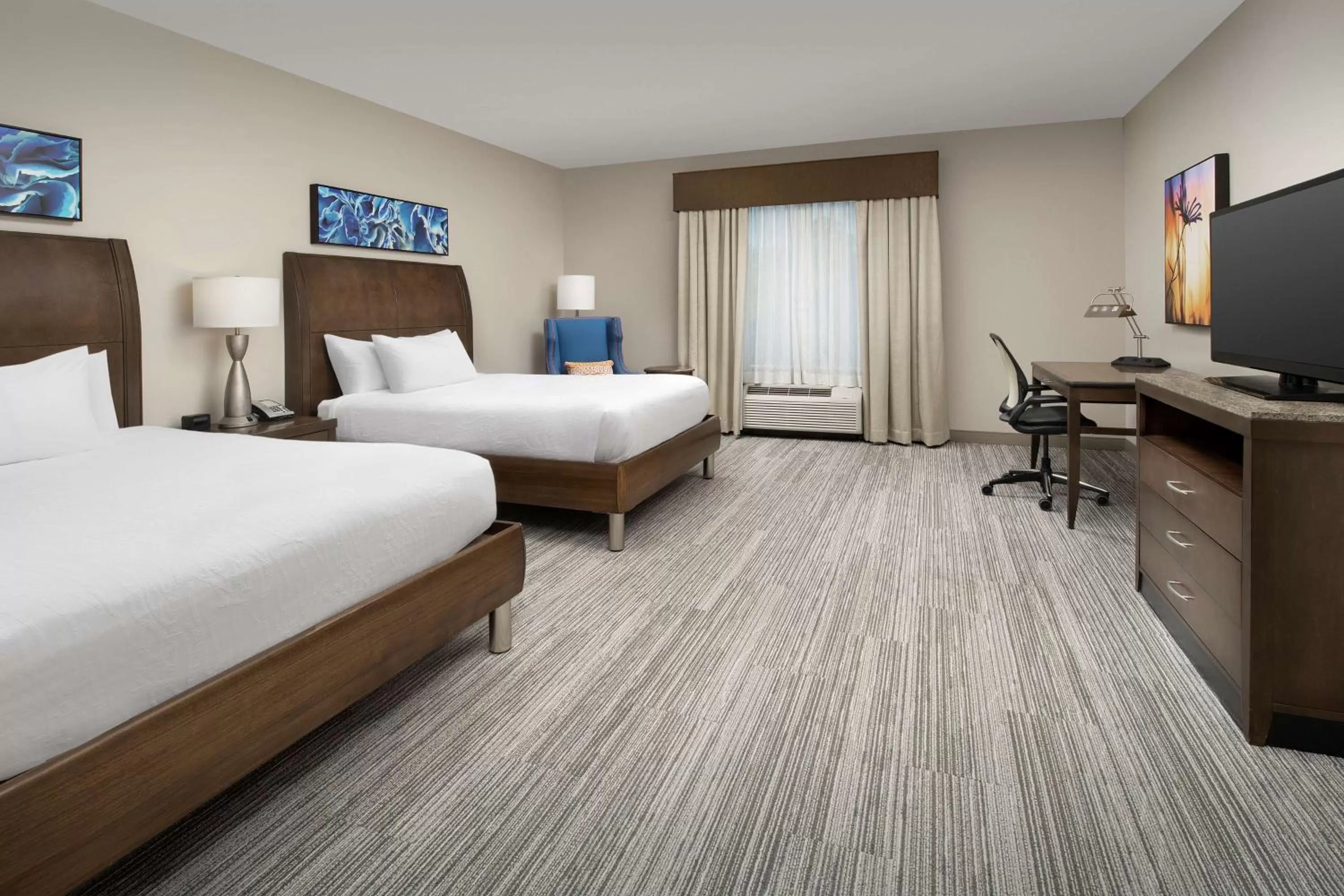 Queen Room with Two Queen Beds - Hearing Access in Hilton Garden Inn Charlotte Airport