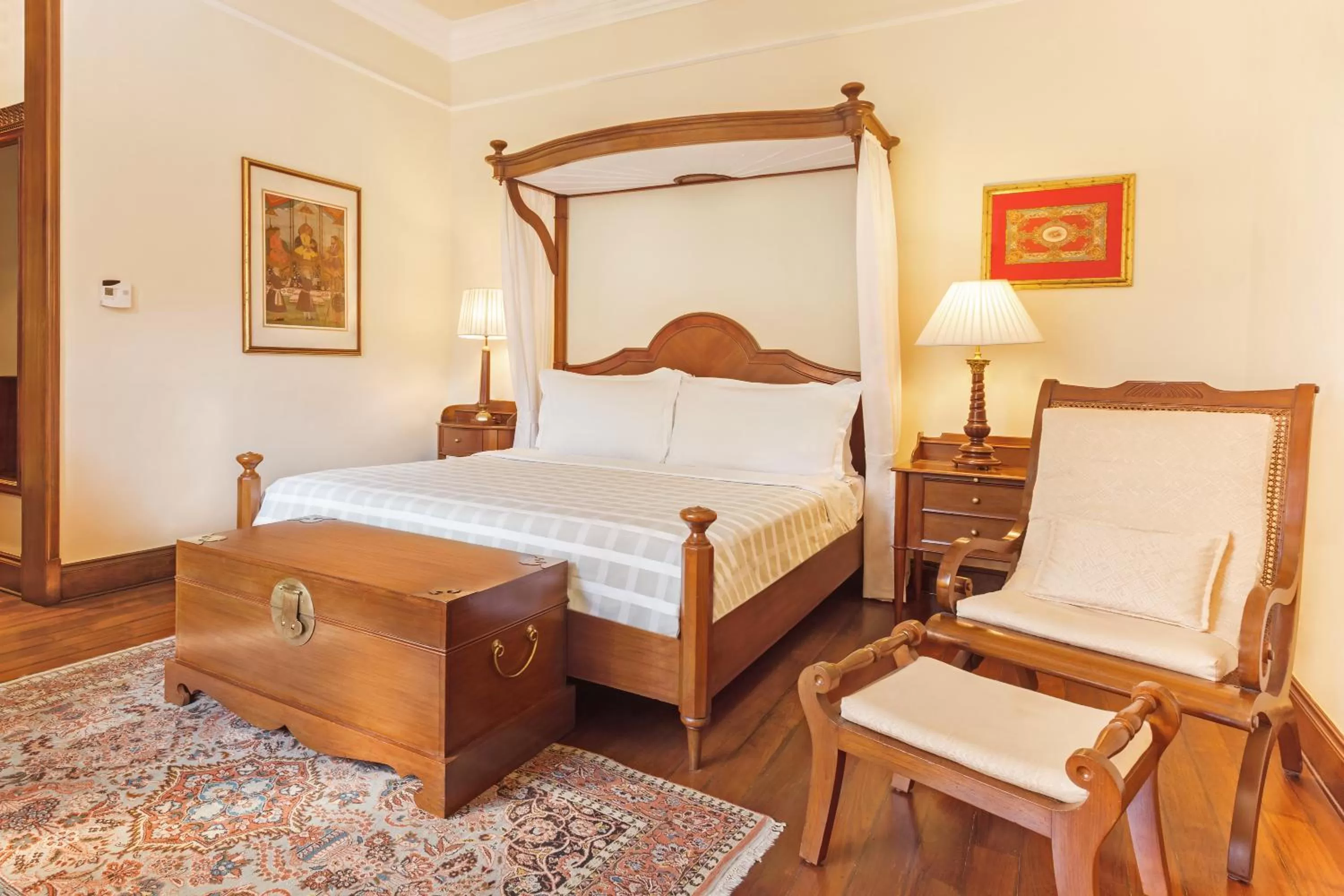 Luxury Suite With Two Way Airport Transfers in The Oberoi Grand Kolkata