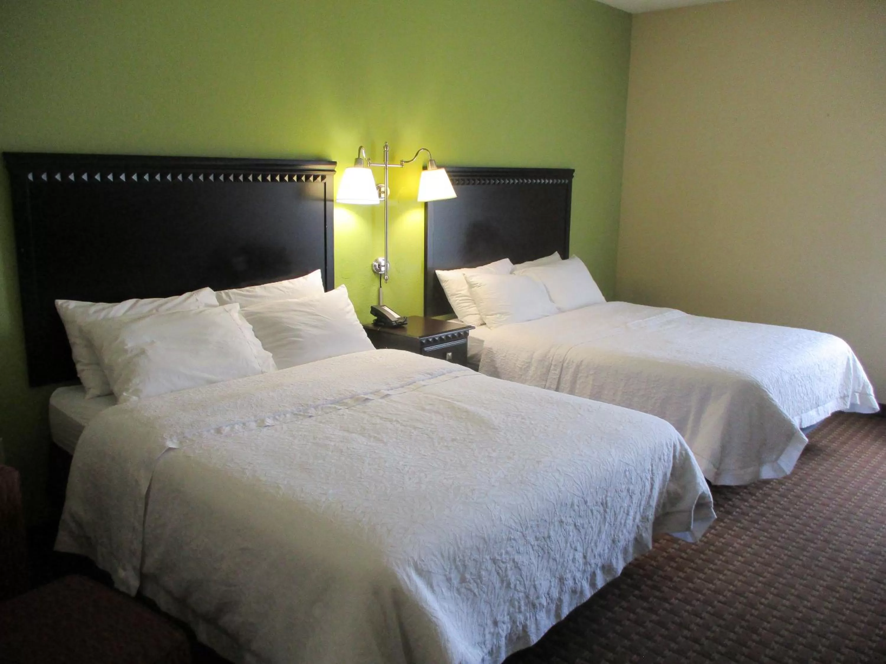 Queen Room with Two Queen Beds - Non-Smoking in Motel 6-Conway, AR